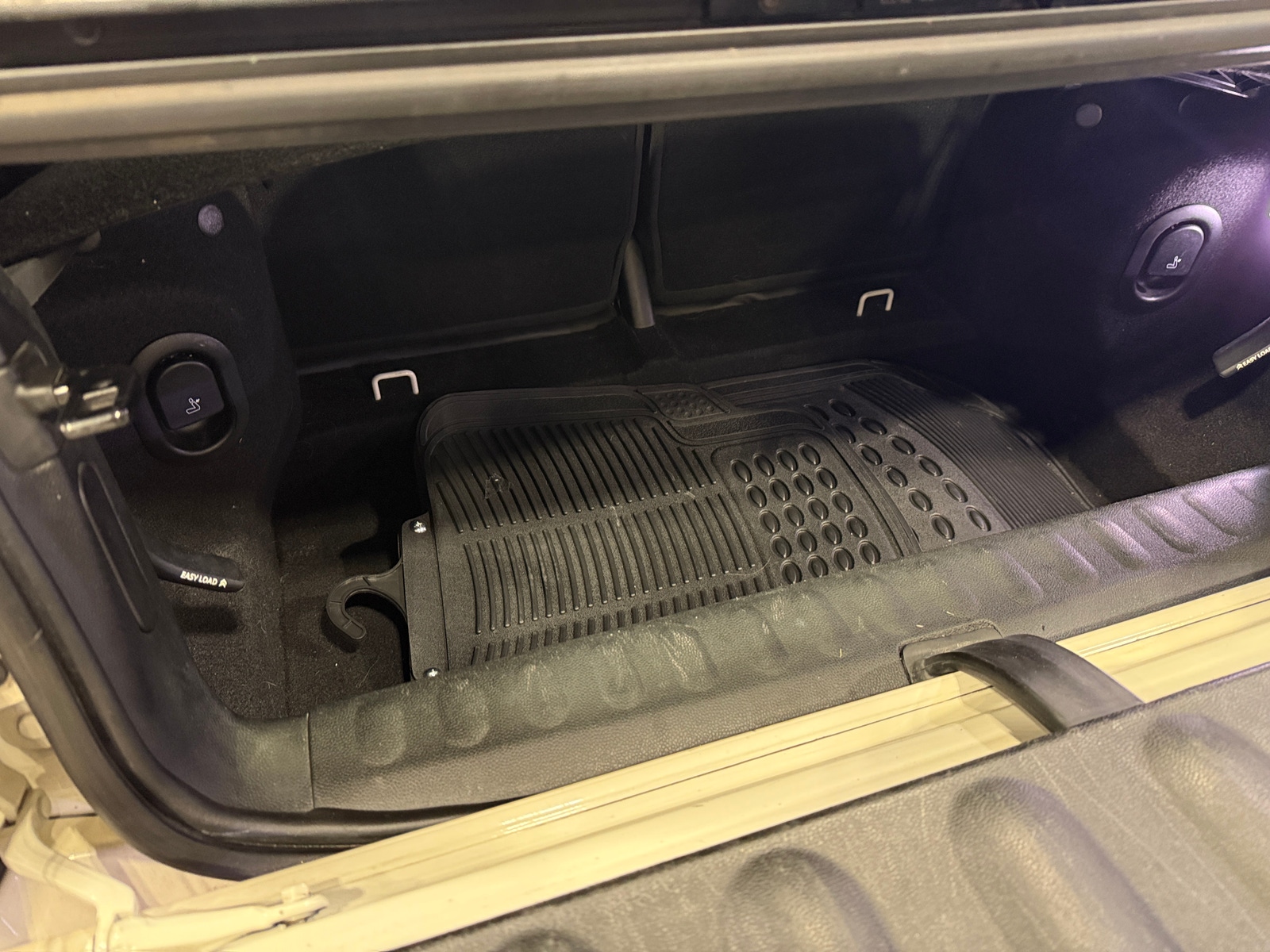 Thumbnail: 2017 MINI Cooper Convertible - 6