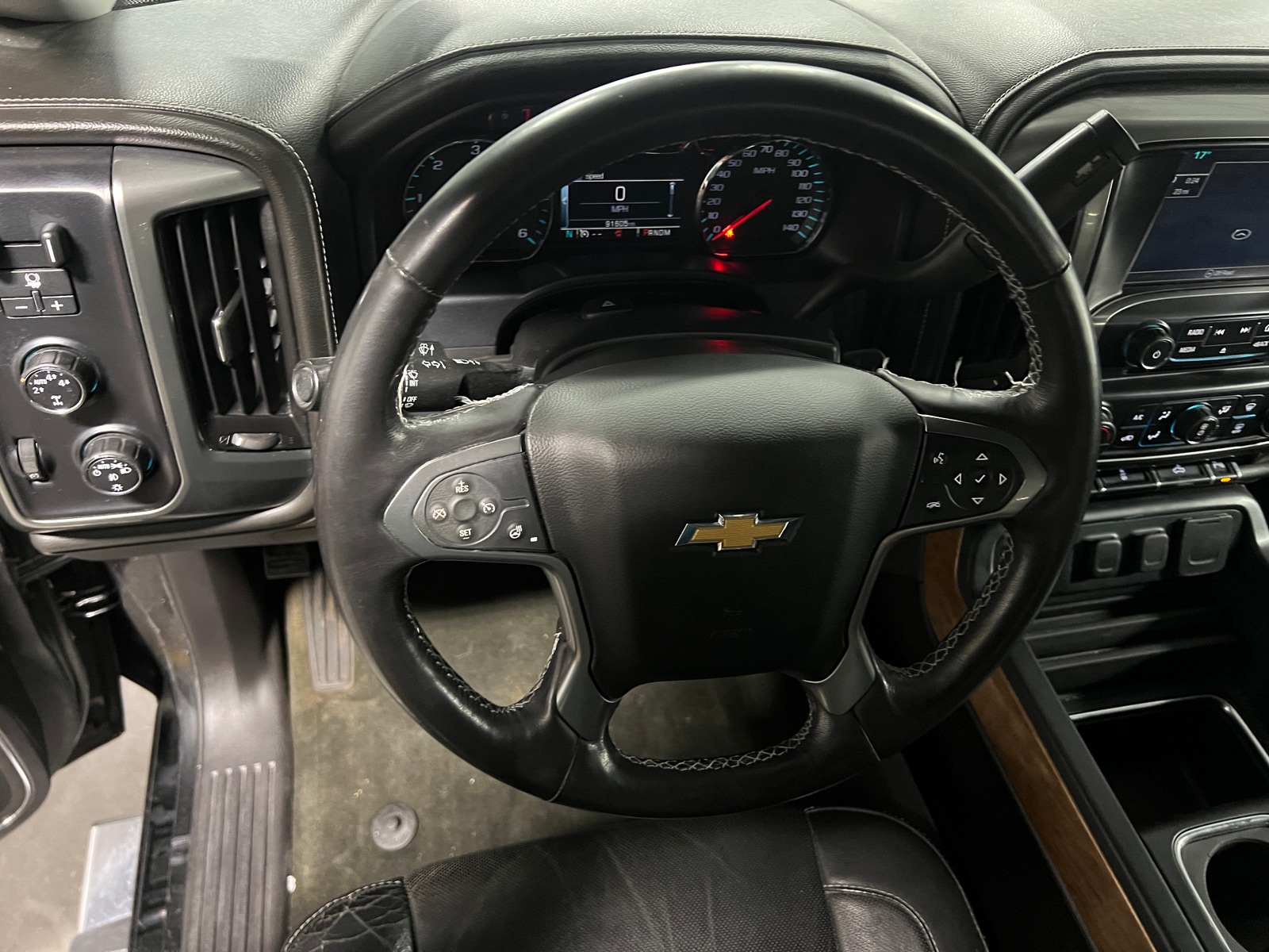 Thumbnail: 2016 Chevrolet Silverado 1500 - 4