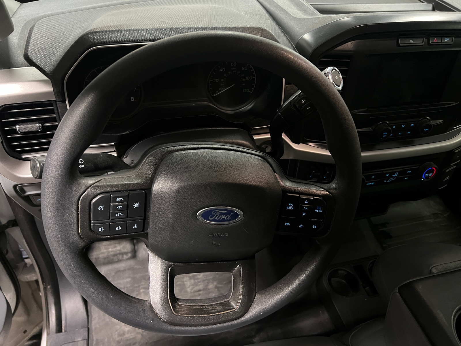 Thumbnail: 2022 Ford Econoline - 5