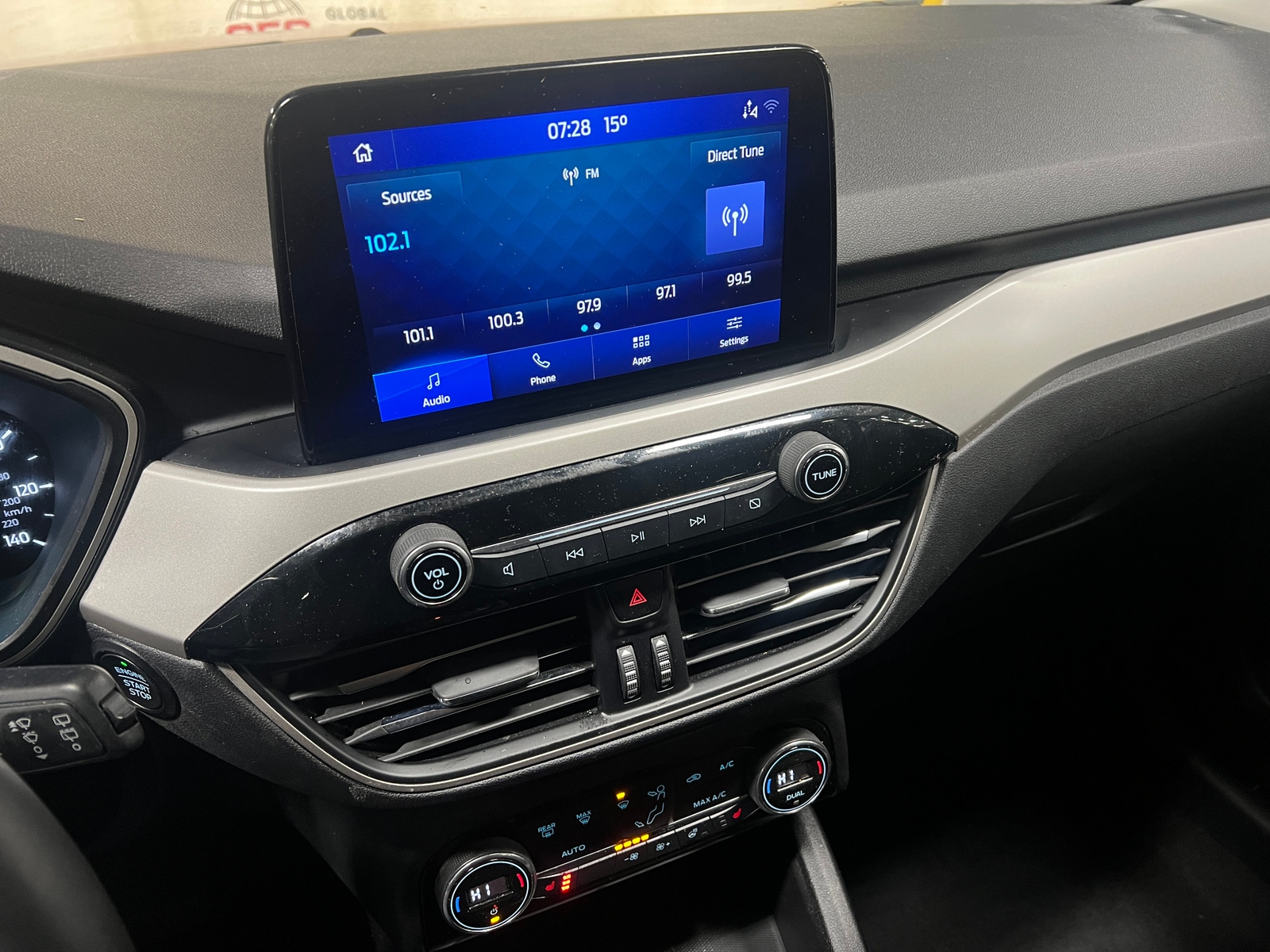 Thumbnail: 2021 Ford Escape - 4