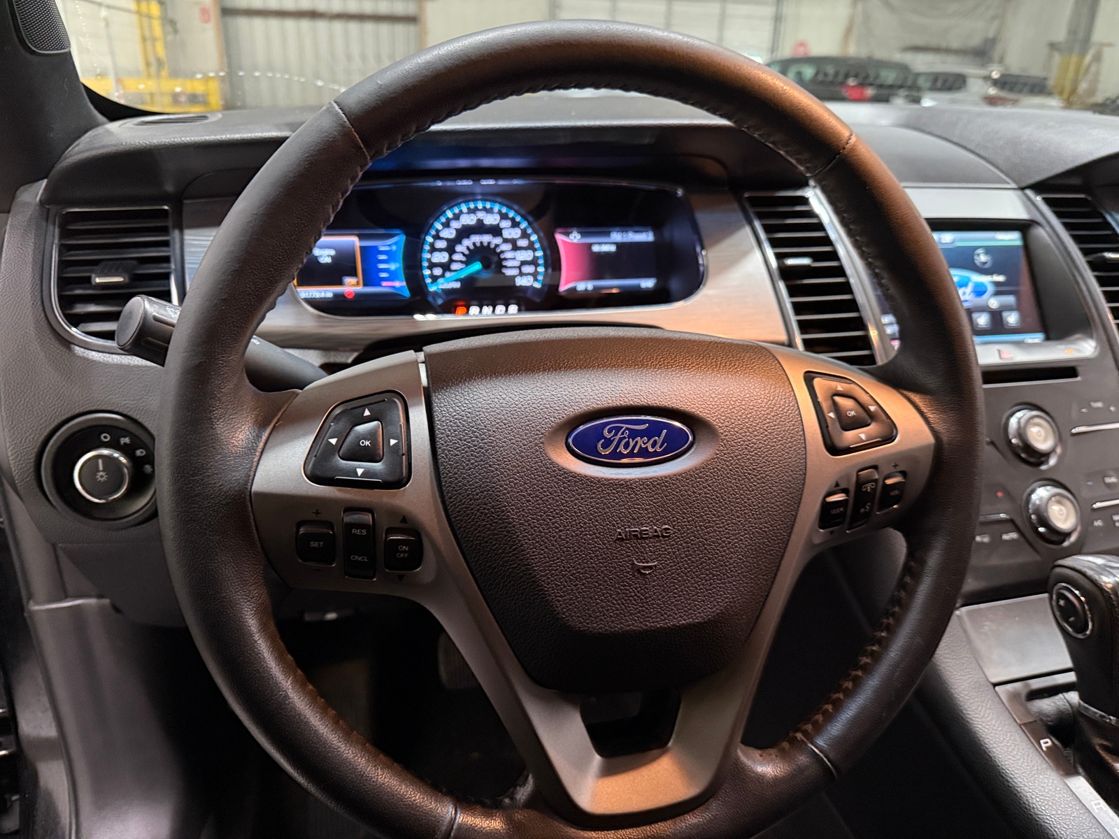 Thumbnail: 2015 Ford Taurus - 4