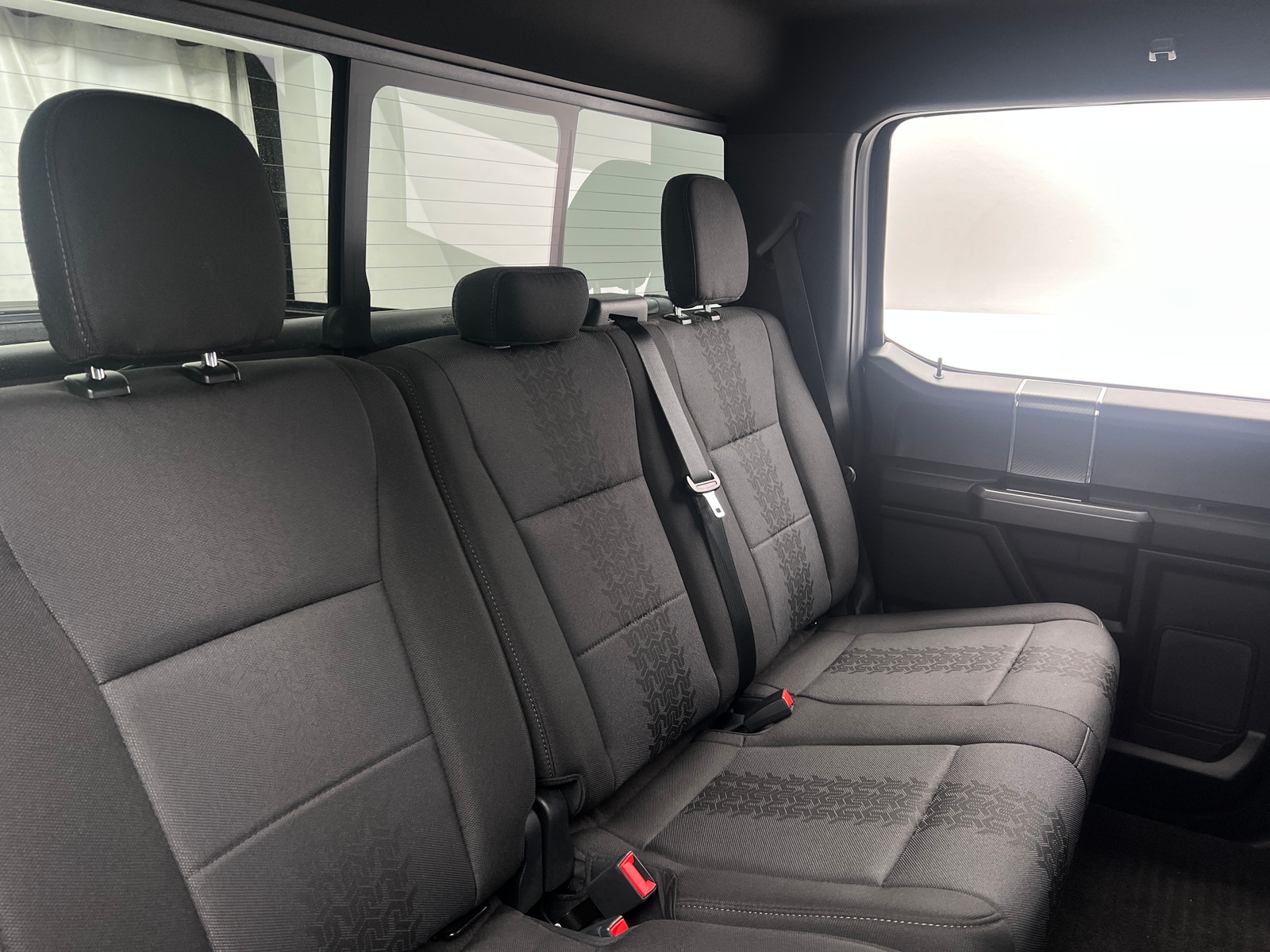 Thumbnail: 2020 Ford Econoline - 6