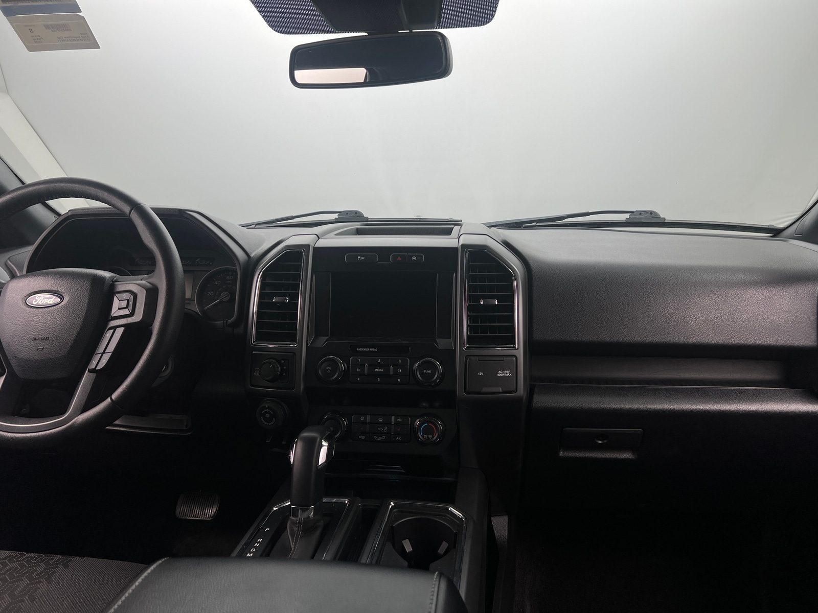 Thumbnail: 2020 Ford Econoline - 3