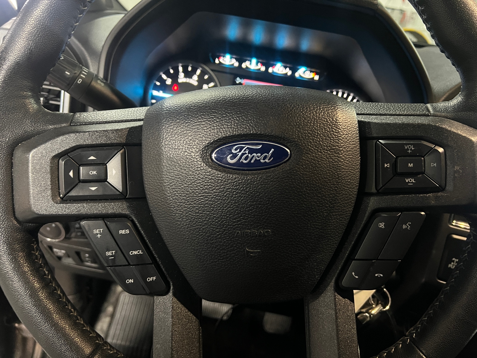 Thumbnail: 2020 Ford Econoline - 5