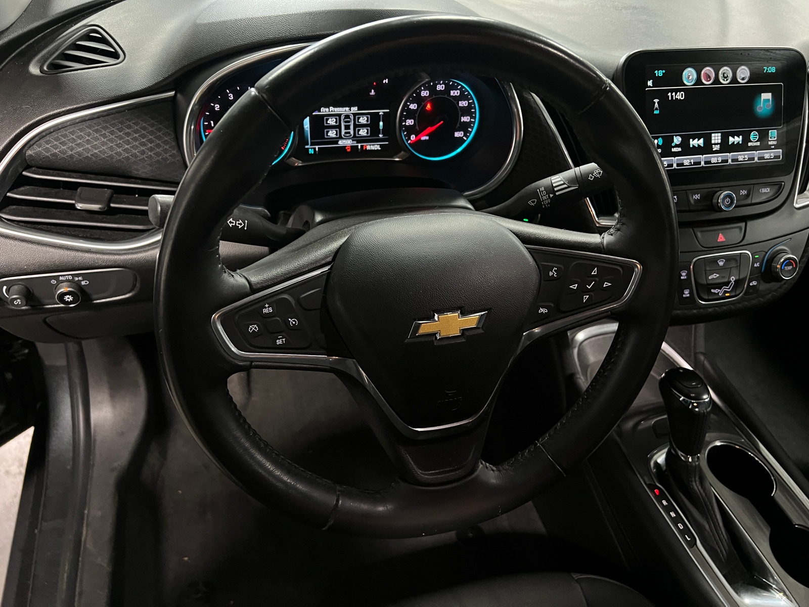 Thumbnail: 2016 Chevrolet Malibu - 5