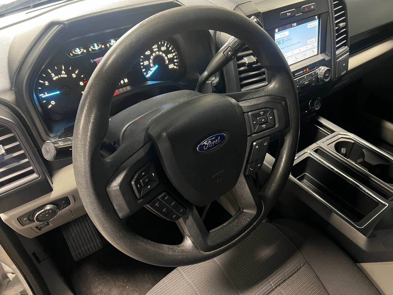 Thumbnail: 2018 Ford Econoline - 5