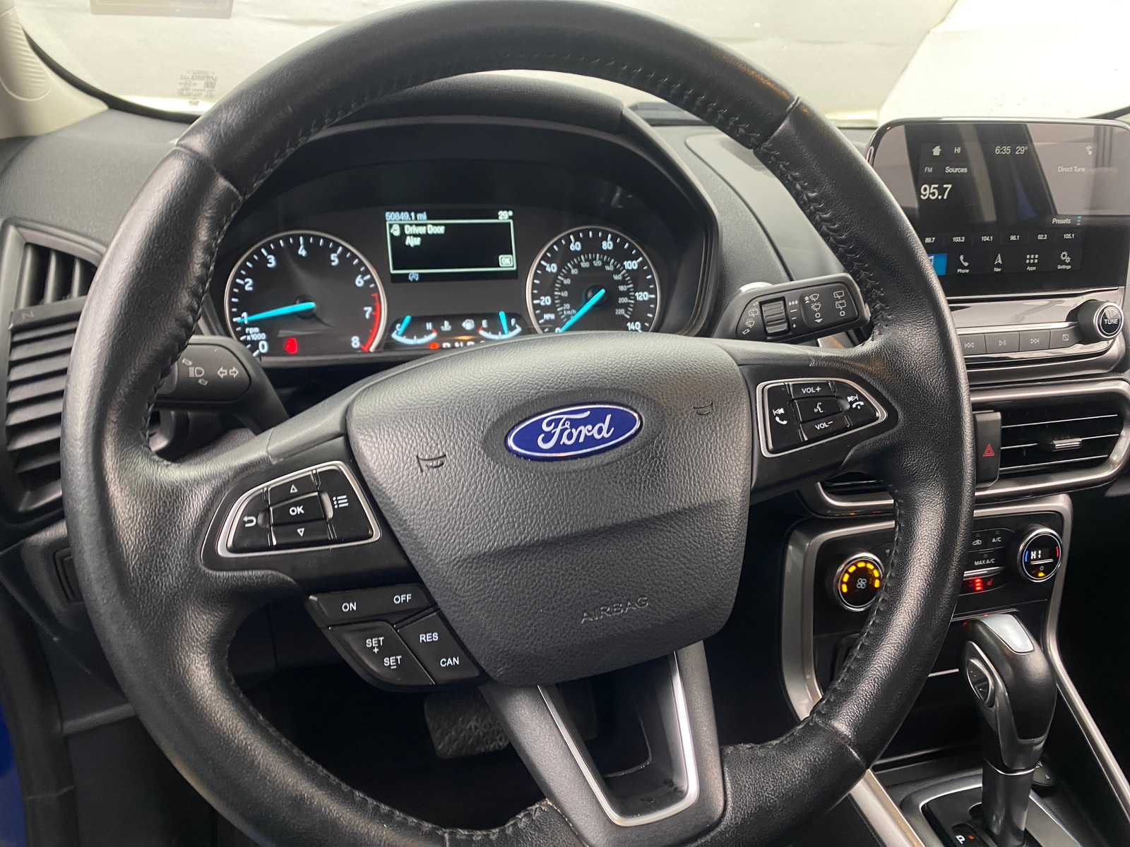 Thumbnail: 2018 Ford EcoSport - 5