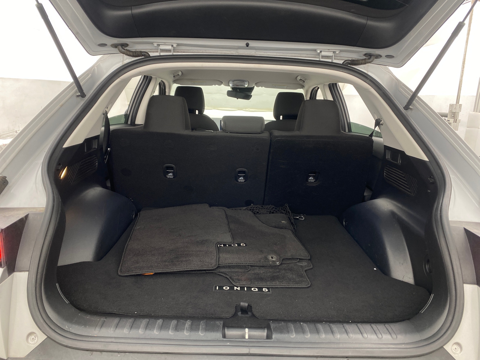 Thumbnail: 2023 Hyundai Ioniq 5 - 7