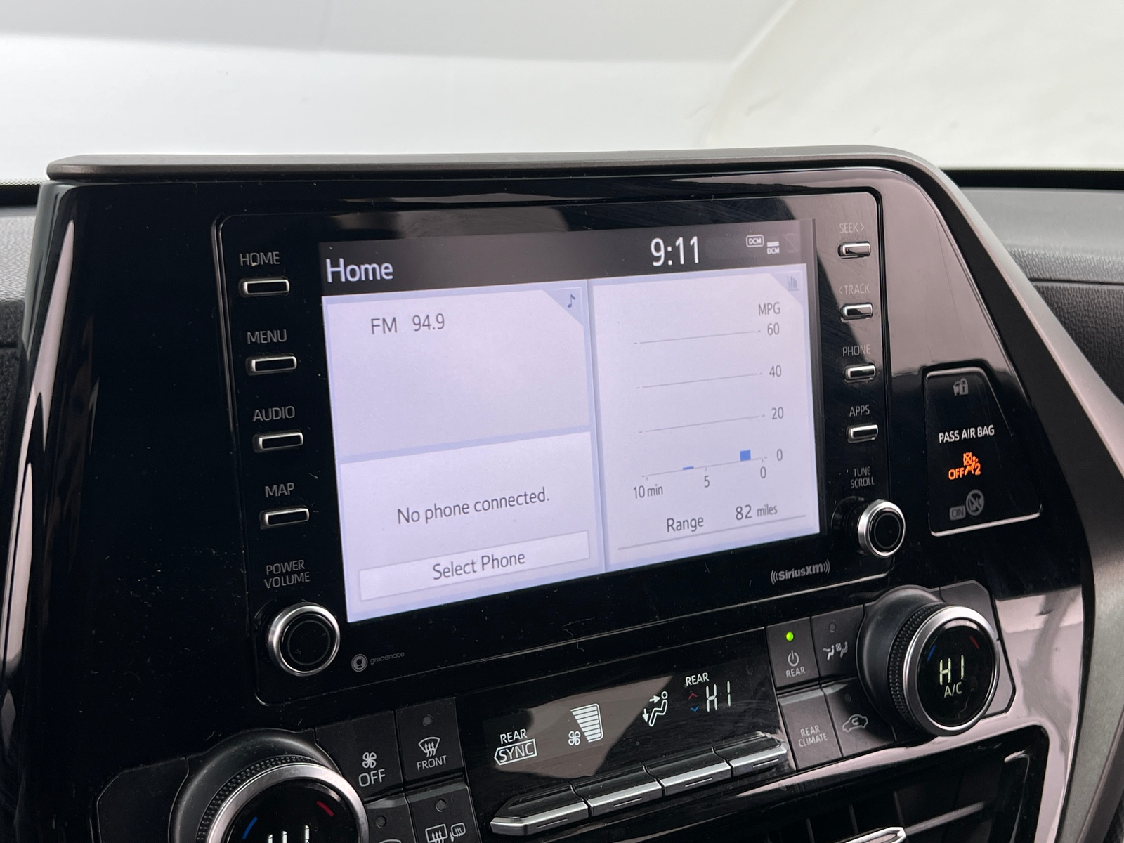 Thumbnail: 2020 Toyota Highlander - 4