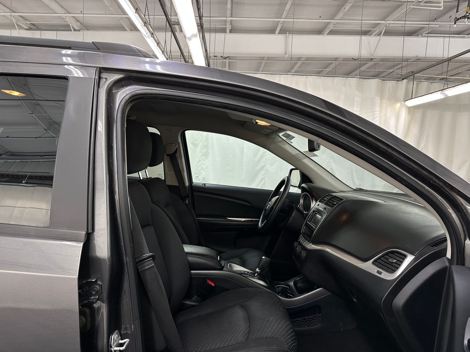 Thumbnail: 2018 Dodge Journey - 2