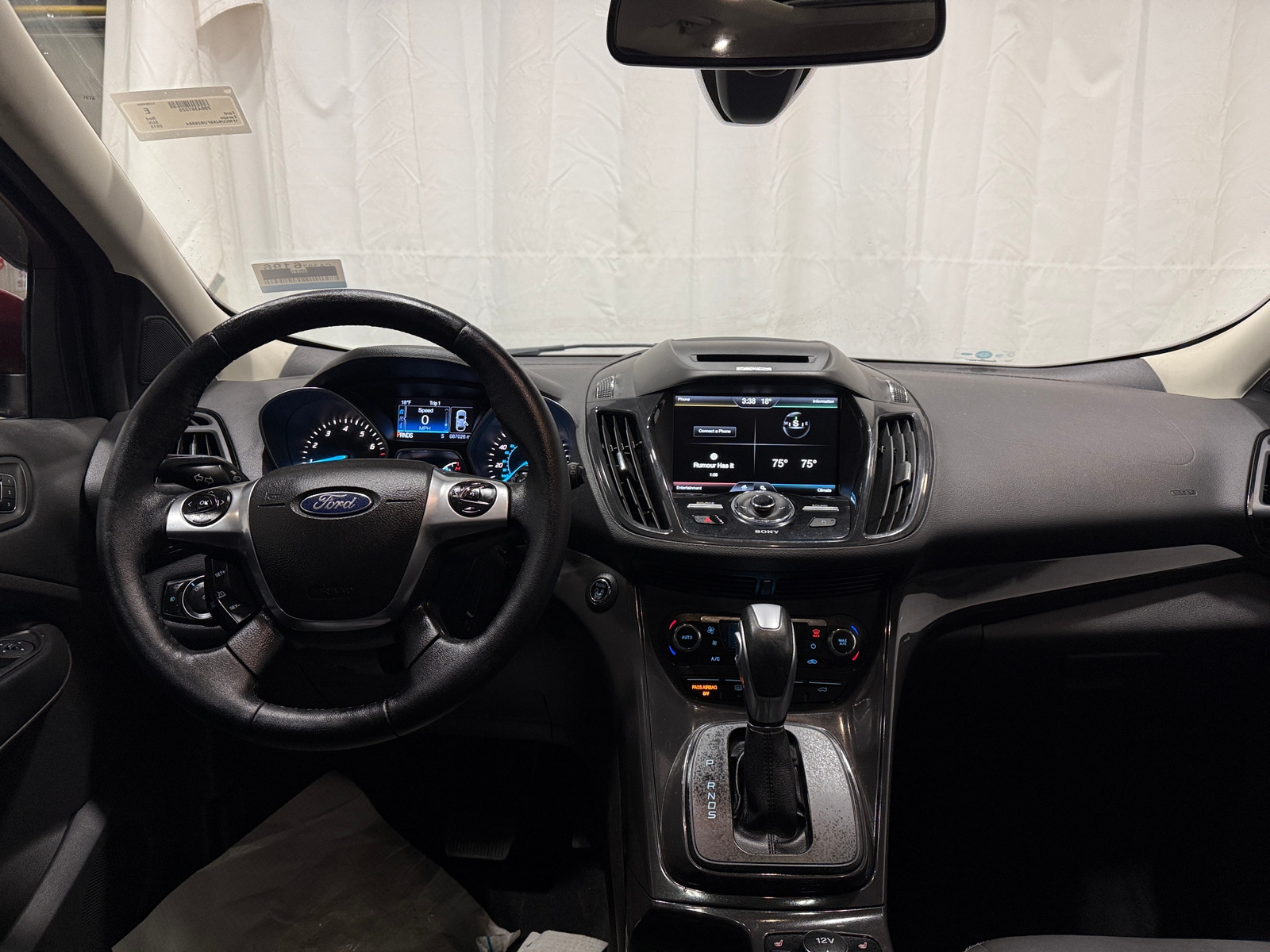 Thumbnail: 2015 Ford Escape - 2