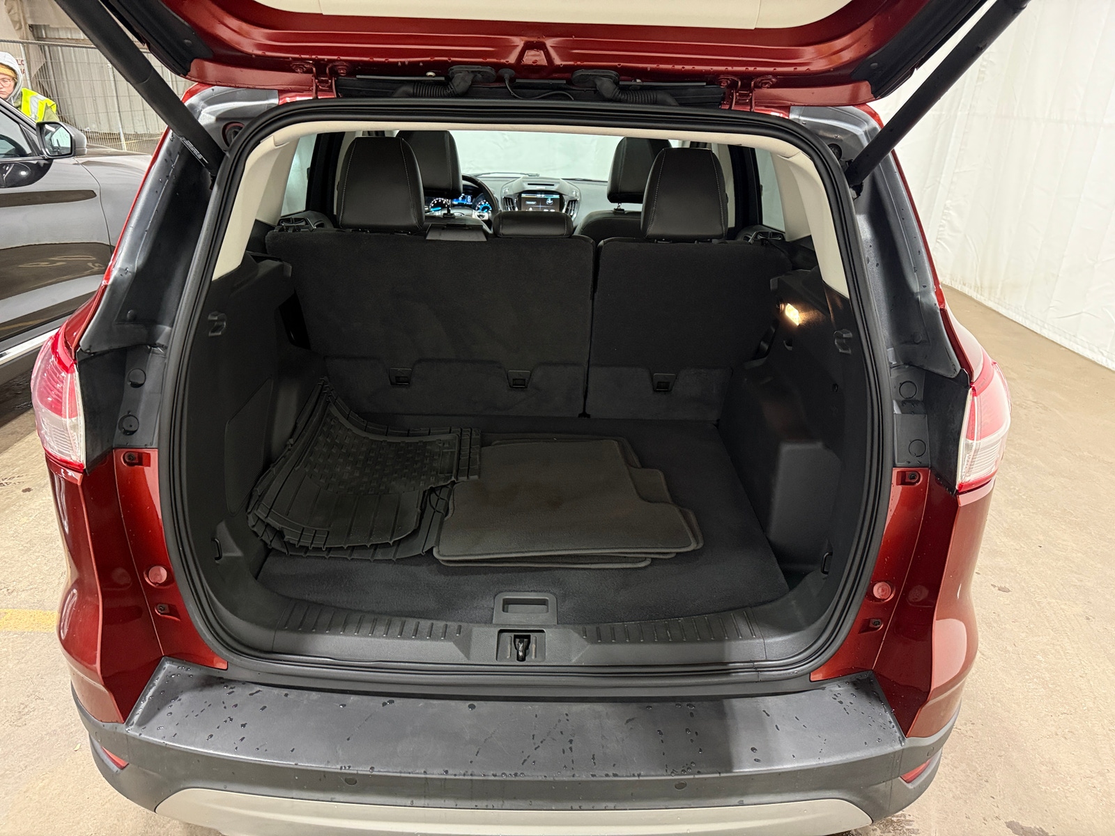 Thumbnail: 2015 Ford Escape - 6