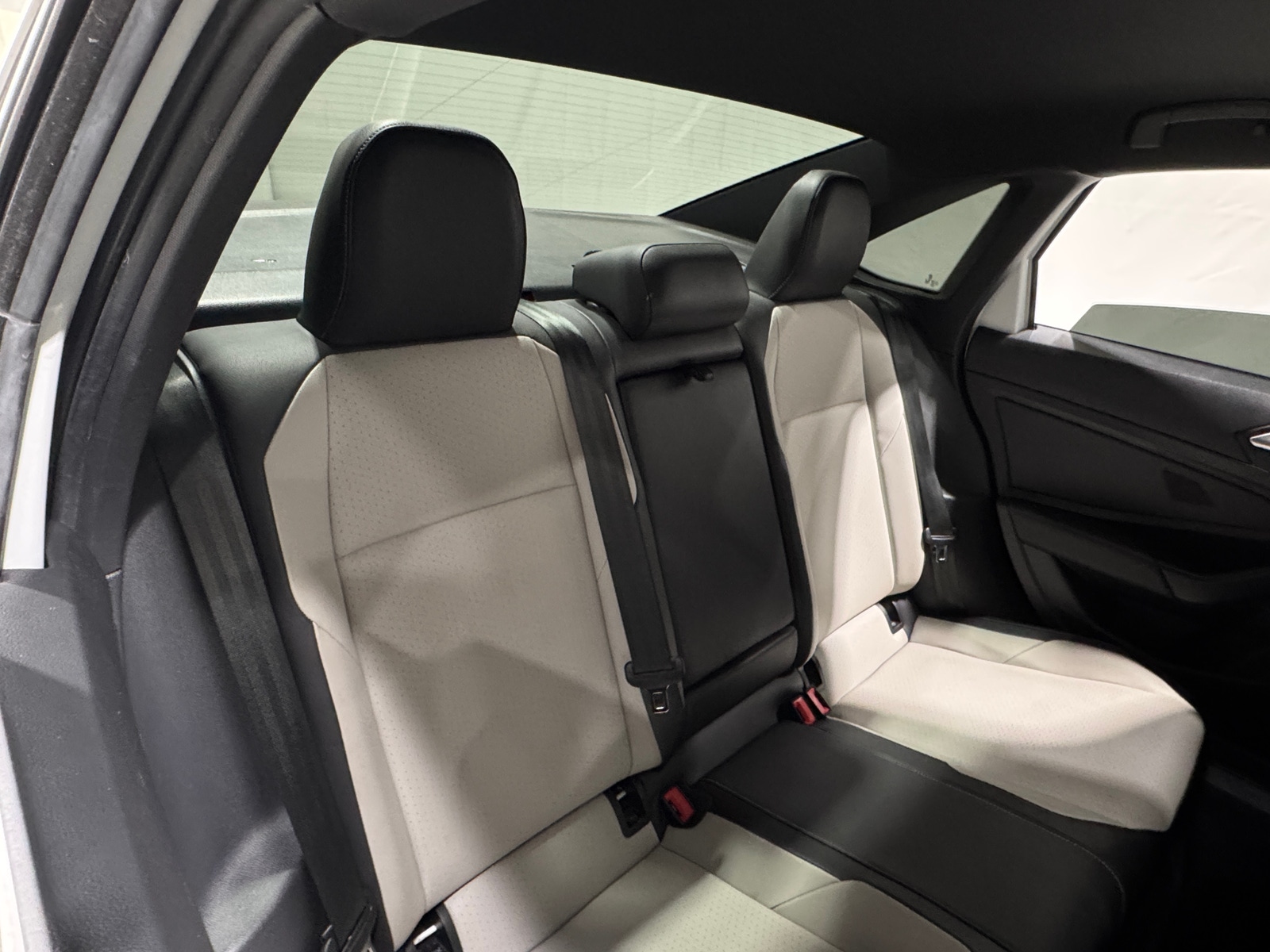 Thumbnail: 2021 Volkswagen Jetta - 5