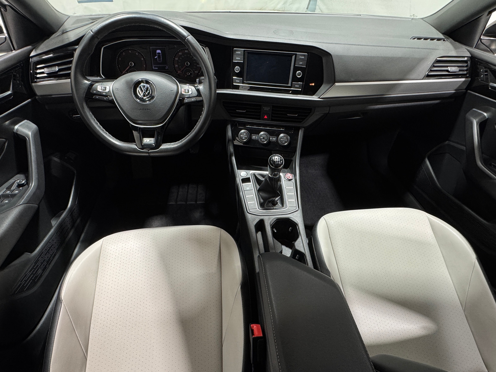 Thumbnail: 2021 Volkswagen Jetta - 2