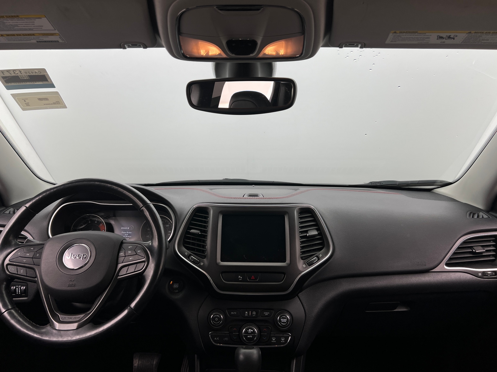 Thumbnail: 2020 Jeep Cherokee - 3