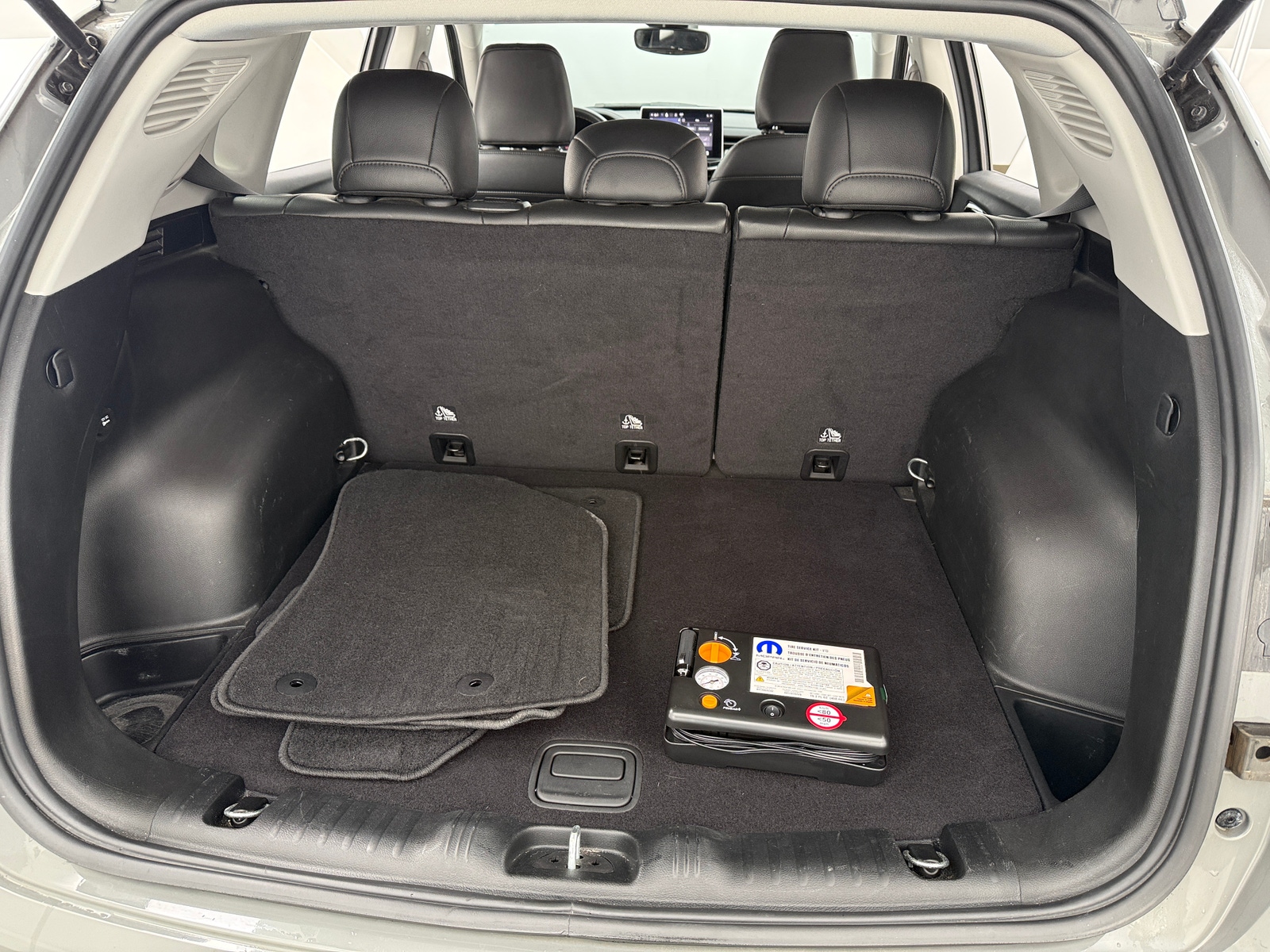 Thumbnail: 2022 Jeep Compass - 6