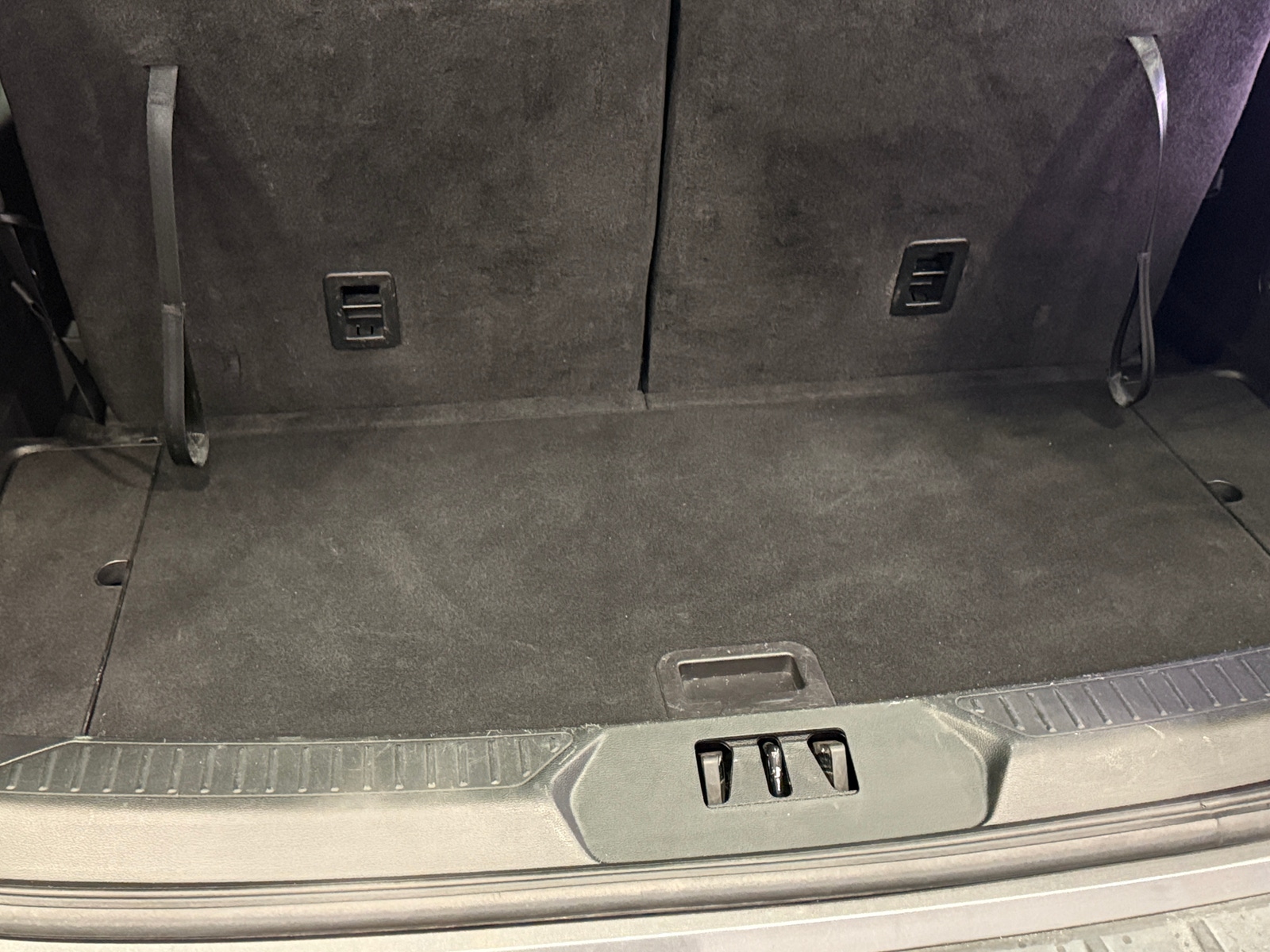 Thumbnail: 2023 Ford Explorer - 7