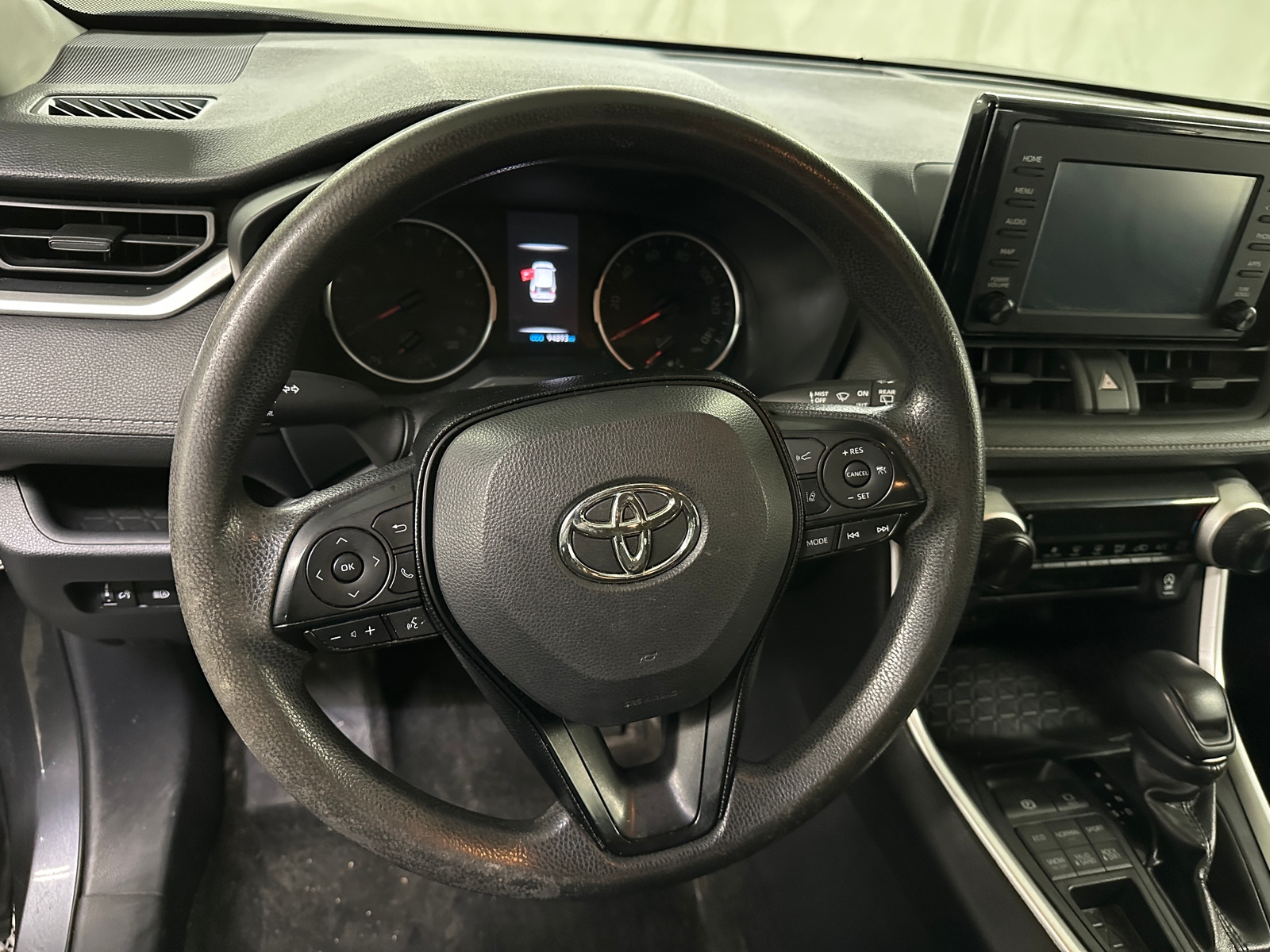 Thumbnail: 2019 Toyota RAV4 - 5