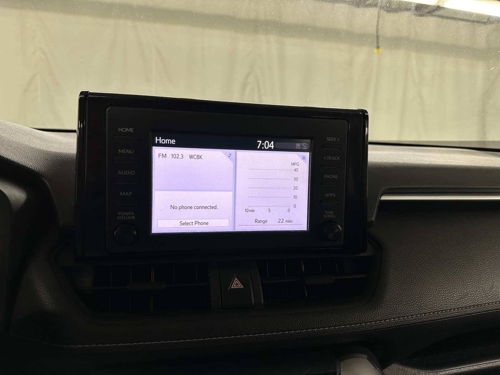 Thumbnail: 2019 Toyota RAV4 - 4