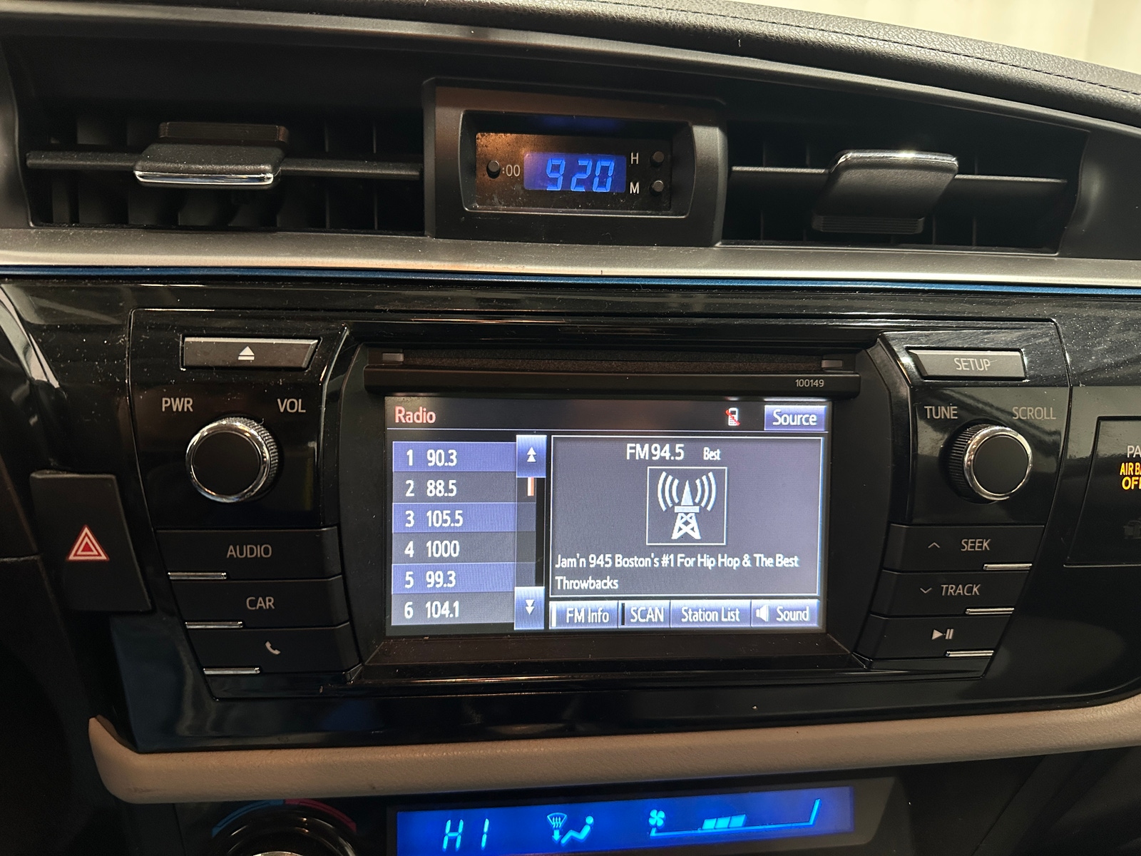 Thumbnail: 2015 Toyota Corolla - 4