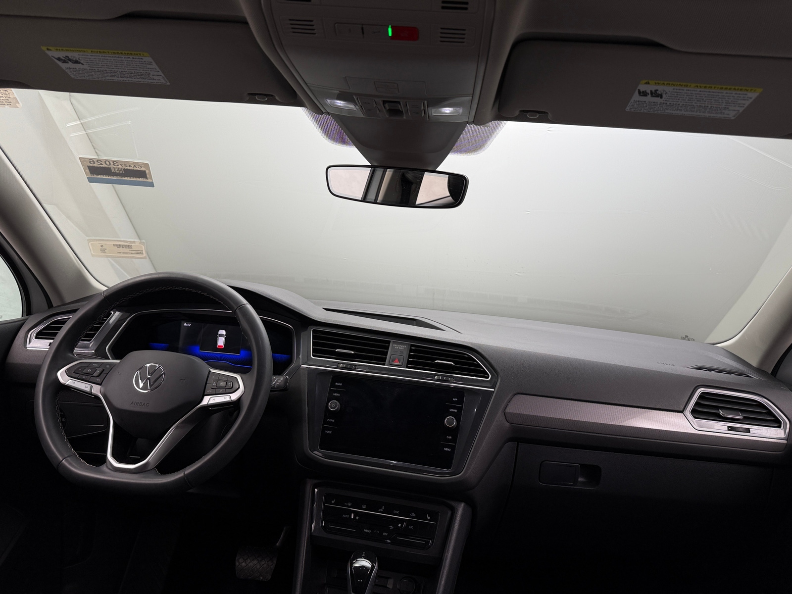 Thumbnail: 2023 Volkswagen Tiguan - 2