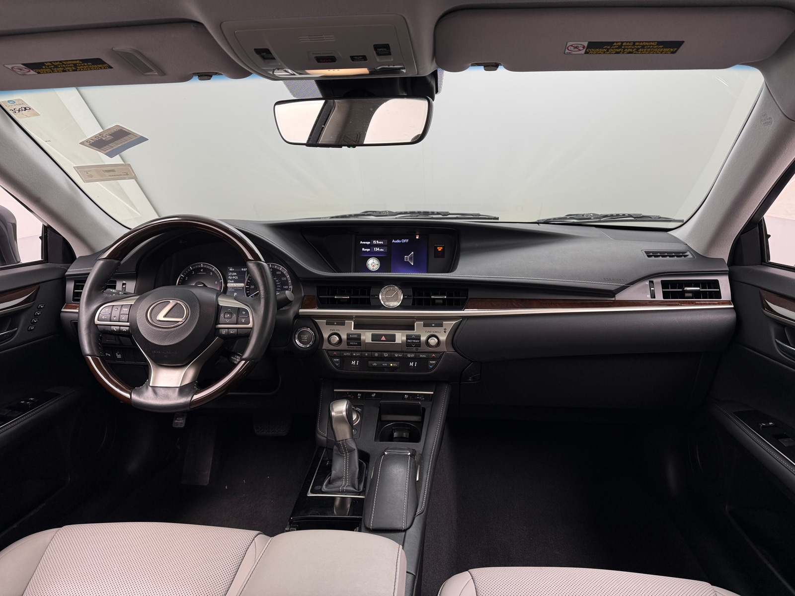 Thumbnail: 2017 Lexus ES - 2