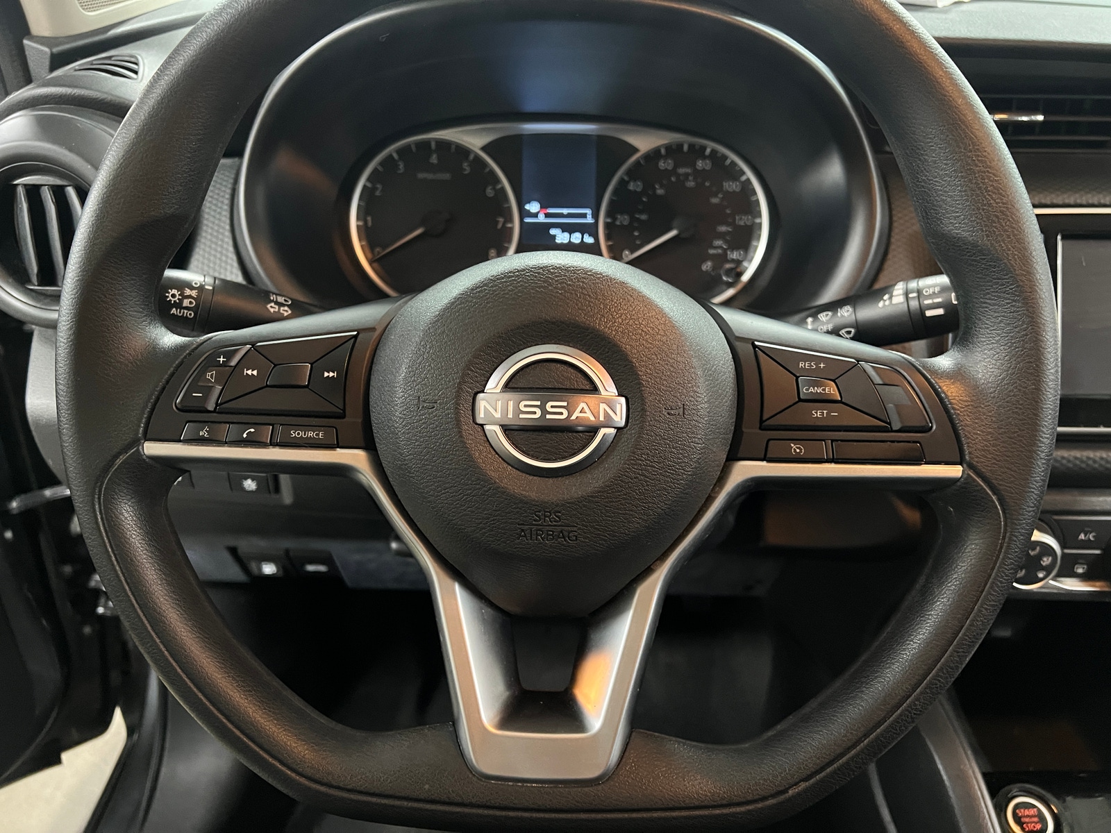 Thumbnail: 2022 Nissan Kicks - 5