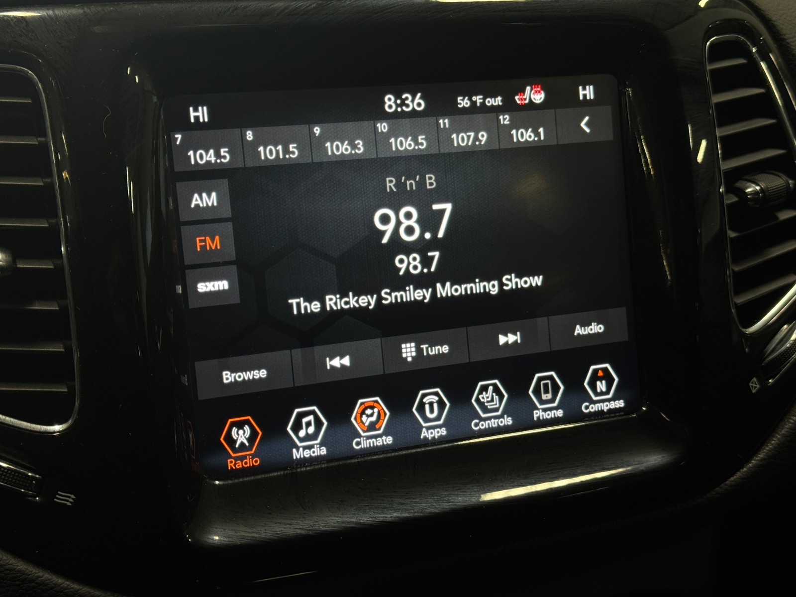 Thumbnail: 2020 Jeep Compass - 3