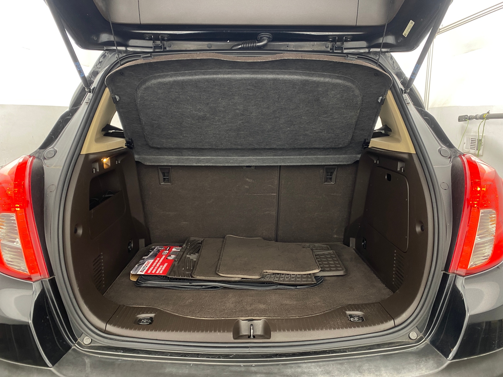 Thumbnail: 2016 Buick Encore - 6