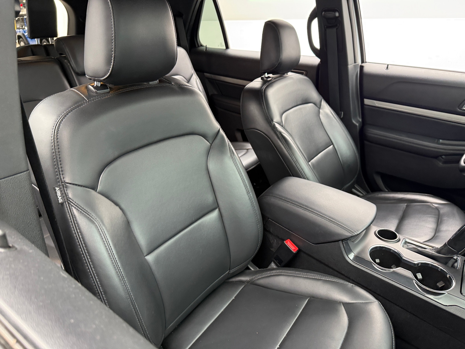 Thumbnail: 2019 Ford Explorer - 2