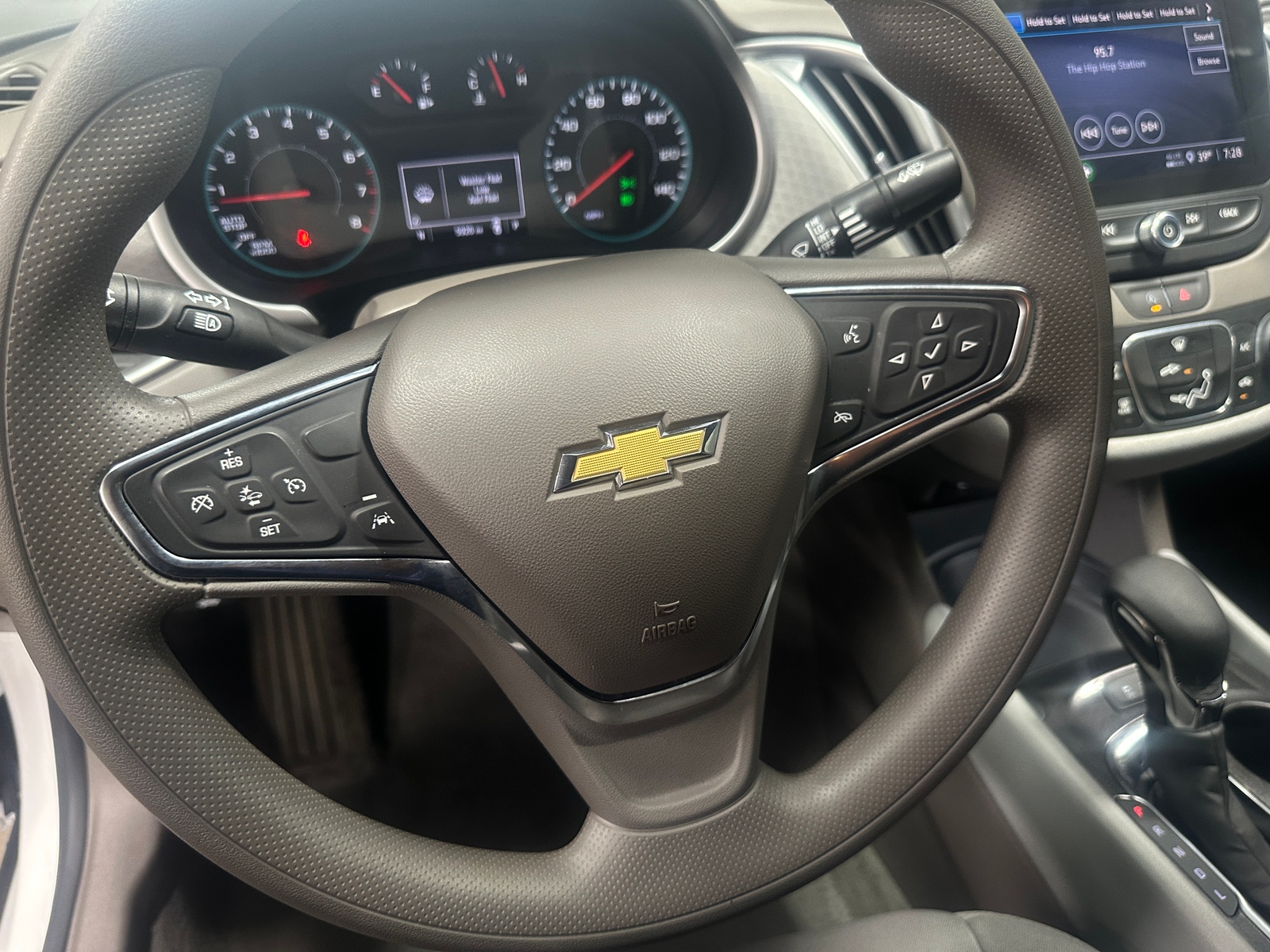 Thumbnail: 2025 Chevrolet Malibu - 5