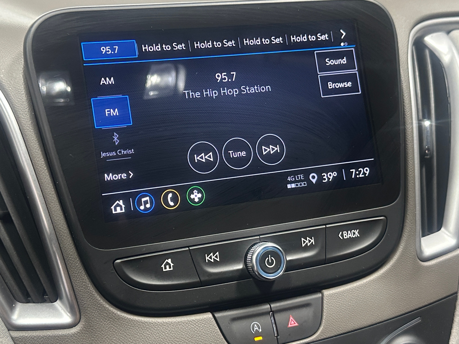 Thumbnail: 2025 Chevrolet Malibu - 4