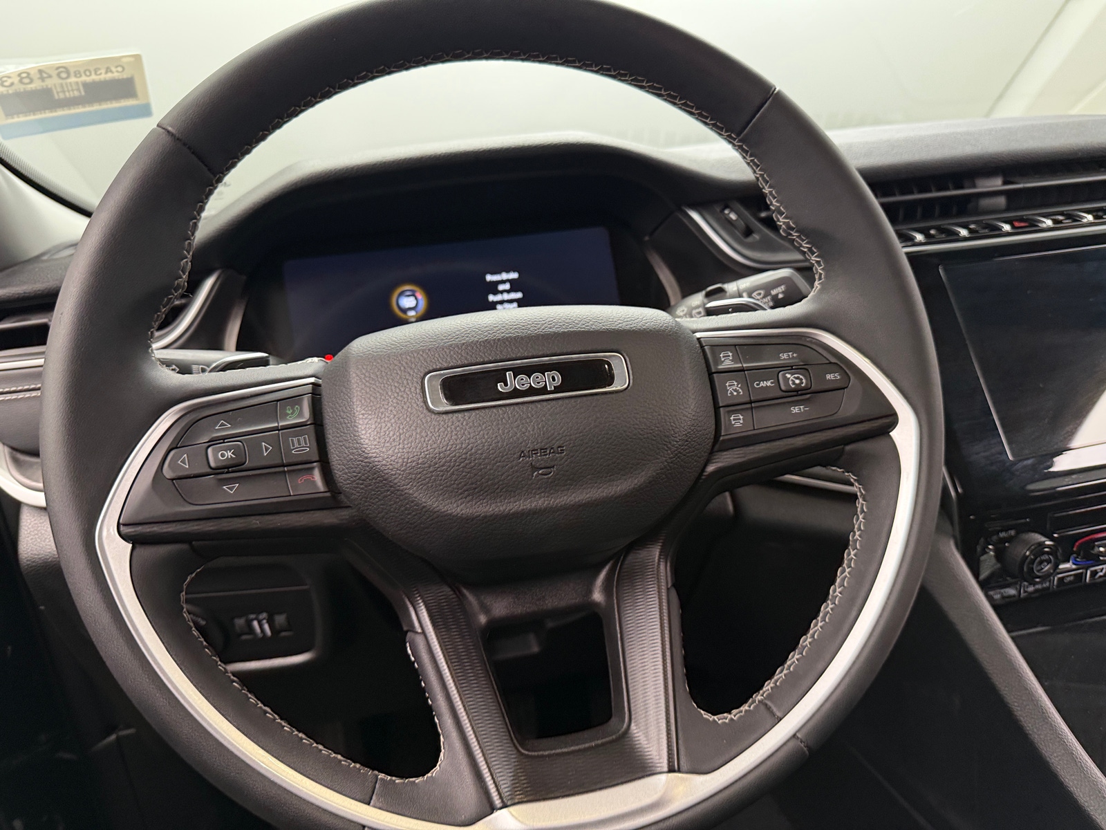 Thumbnail: 2023 Jeep Grand Cherokee - 5