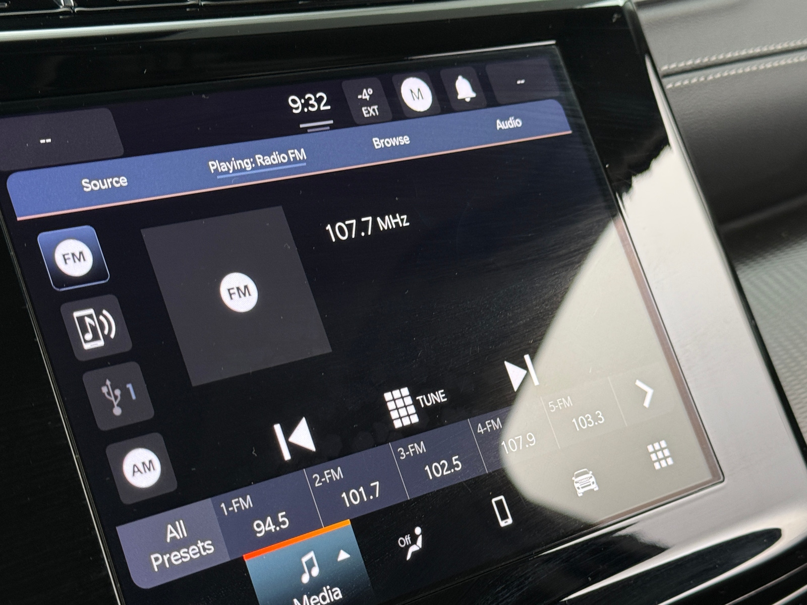 Thumbnail: 2023 Jeep Grand Cherokee - 4