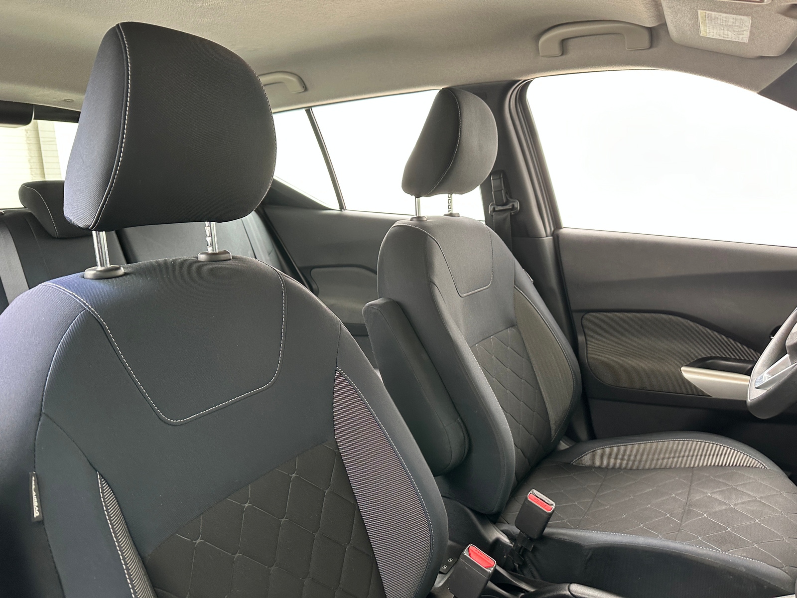 Thumbnail: 2018 Nissan Kicks - 2