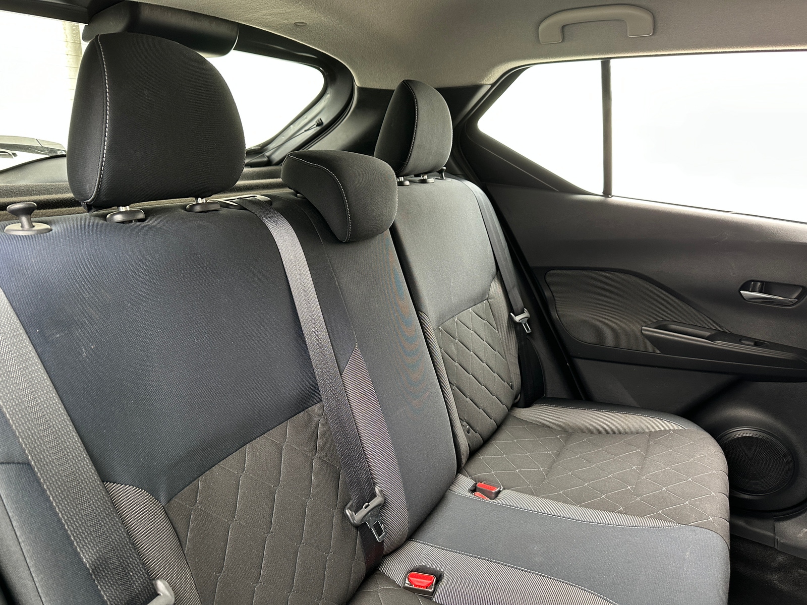 Thumbnail: 2018 Nissan Kicks - 6