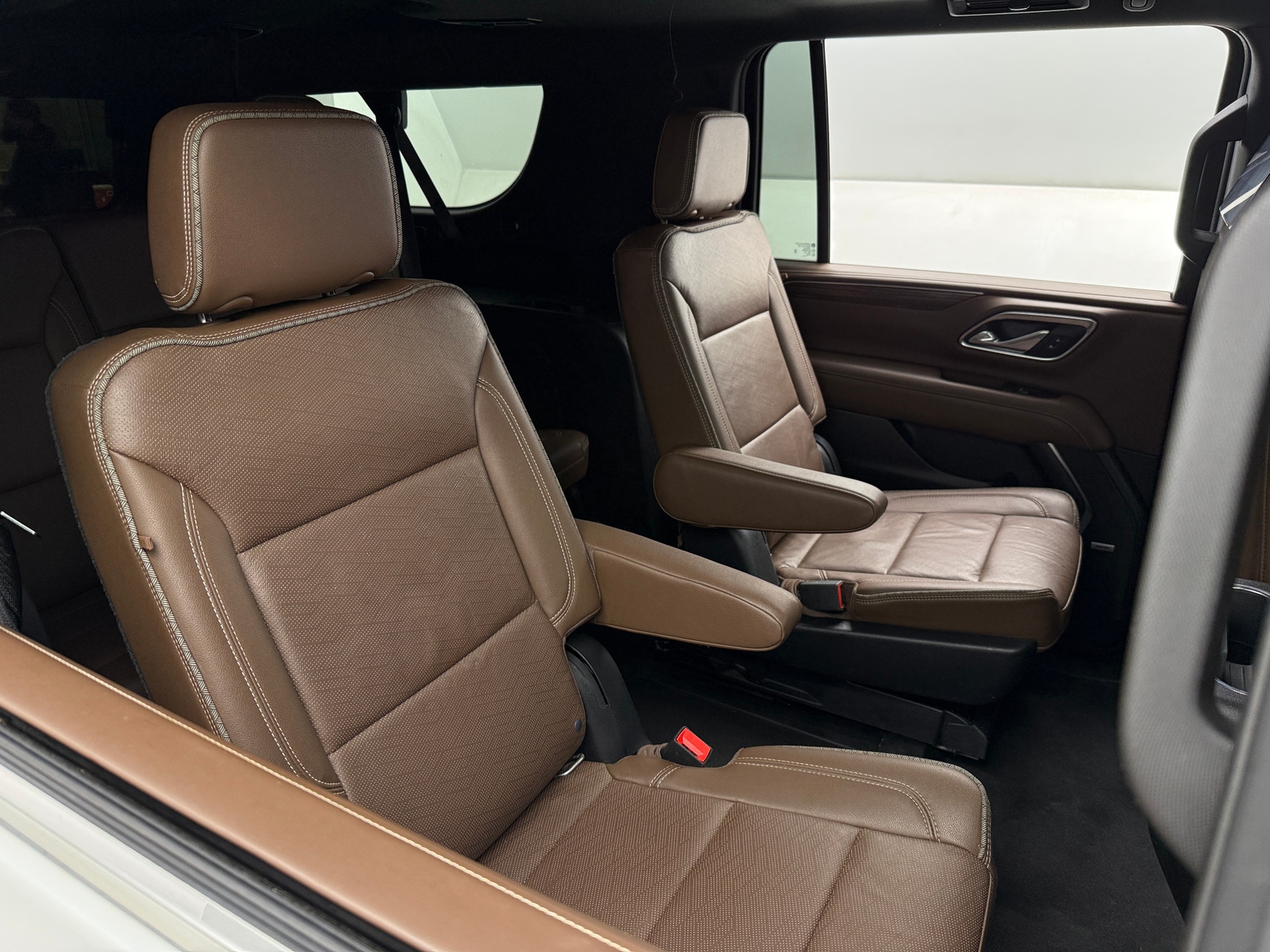 Thumbnail: 2021 Chevrolet Suburban - 5