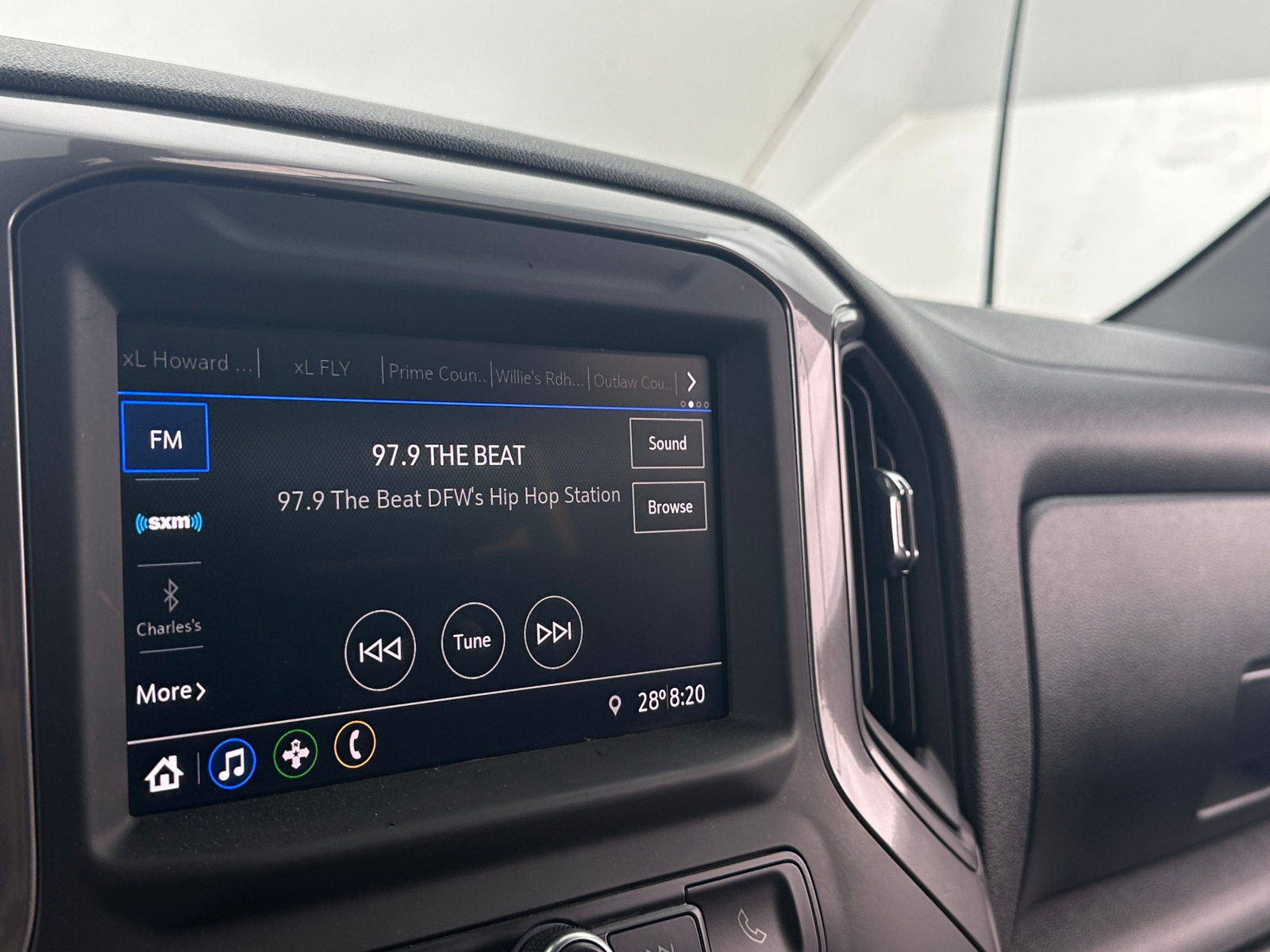 Thumbnail: 2021 Chevrolet Silverado 1500 - 4