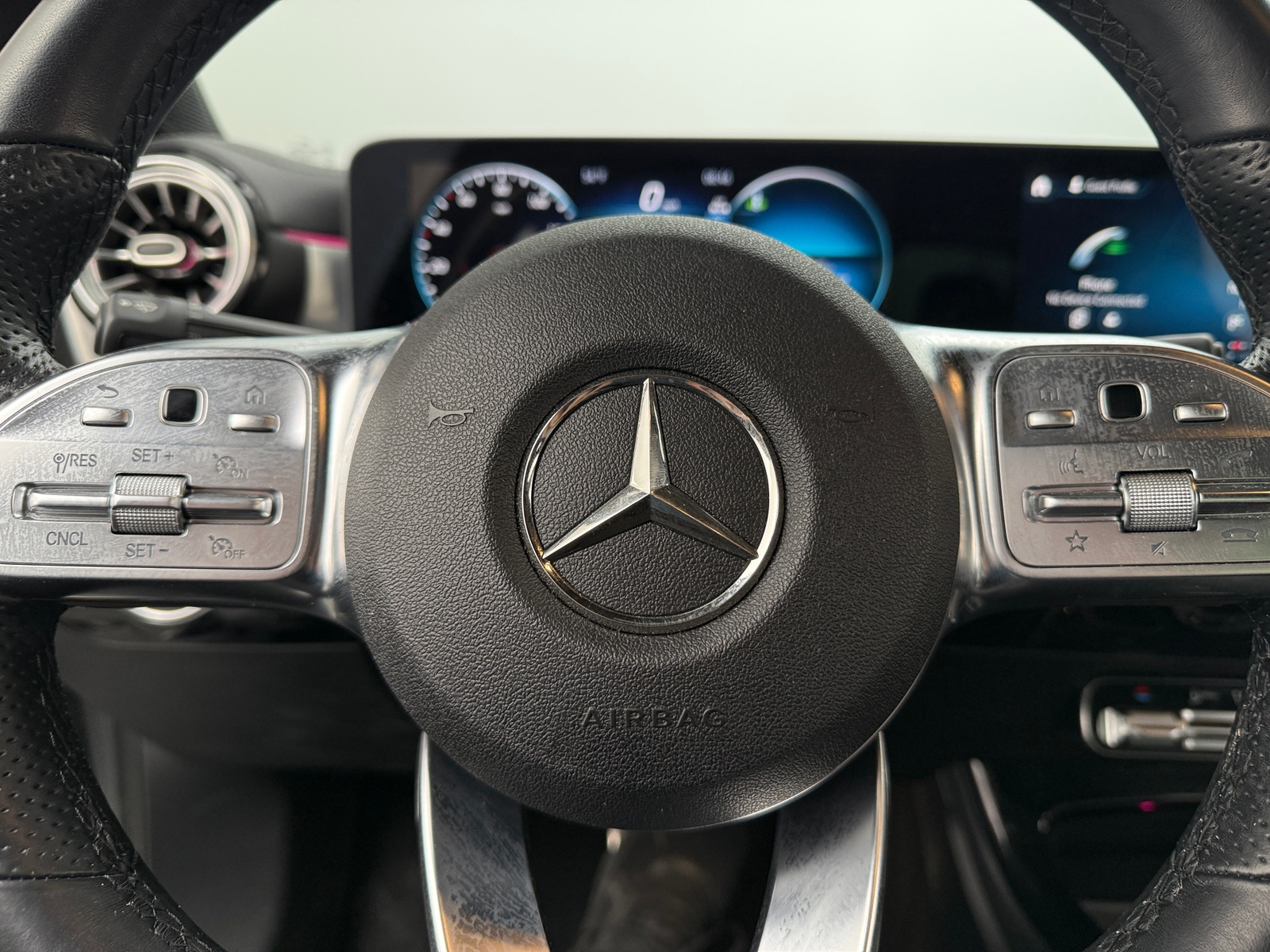 Thumbnail: 2023 Mercedes-Benz CLA - 3