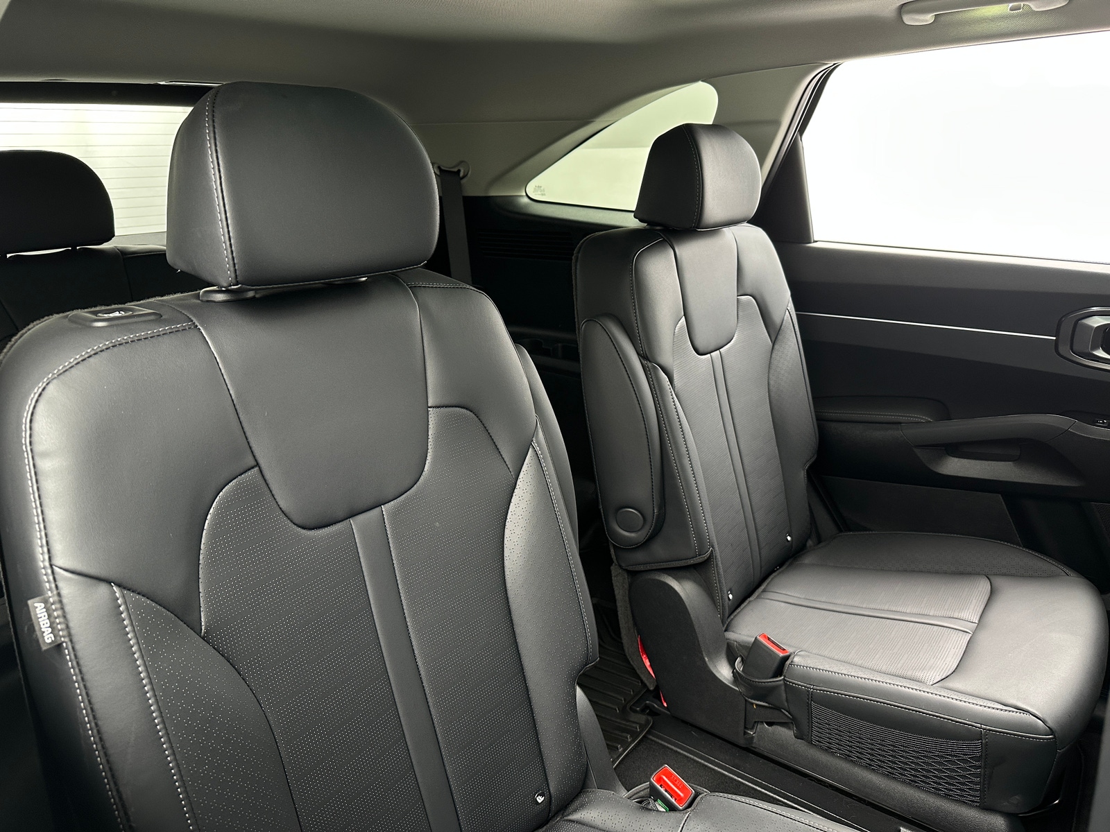 Thumbnail: 2025 Kia Sorento - 5