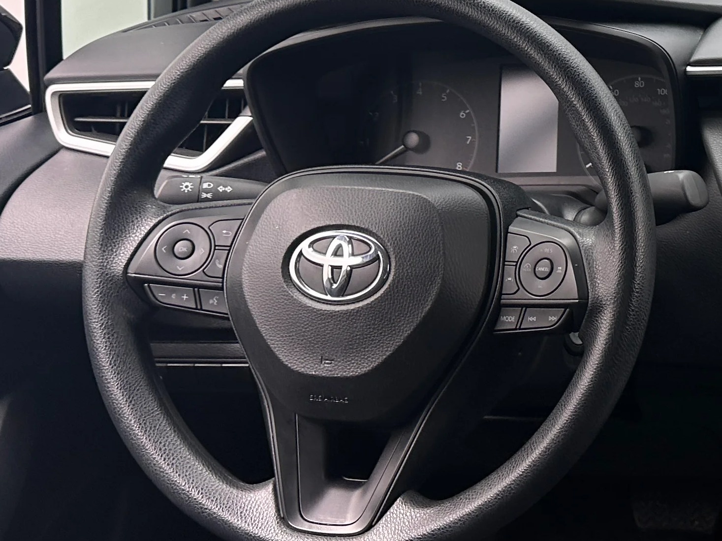 Thumbnail: 2025 Toyota Corolla - 5