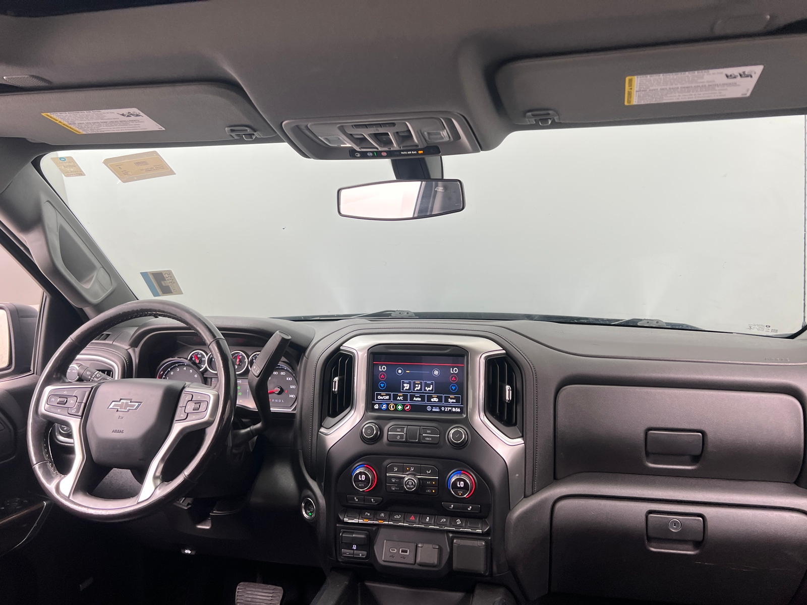 Thumbnail: 2020 Chevrolet Silverado 1500 - 3