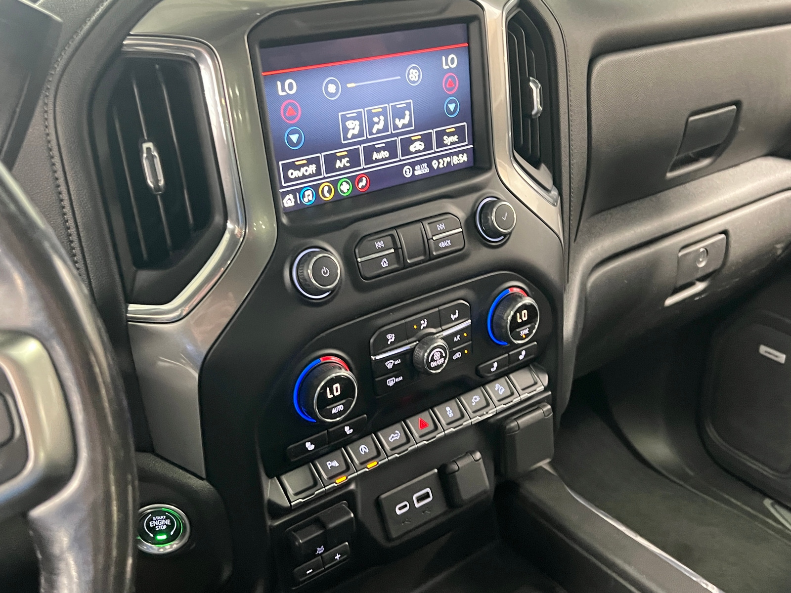 Thumbnail: 2020 Chevrolet Silverado 1500 - 4