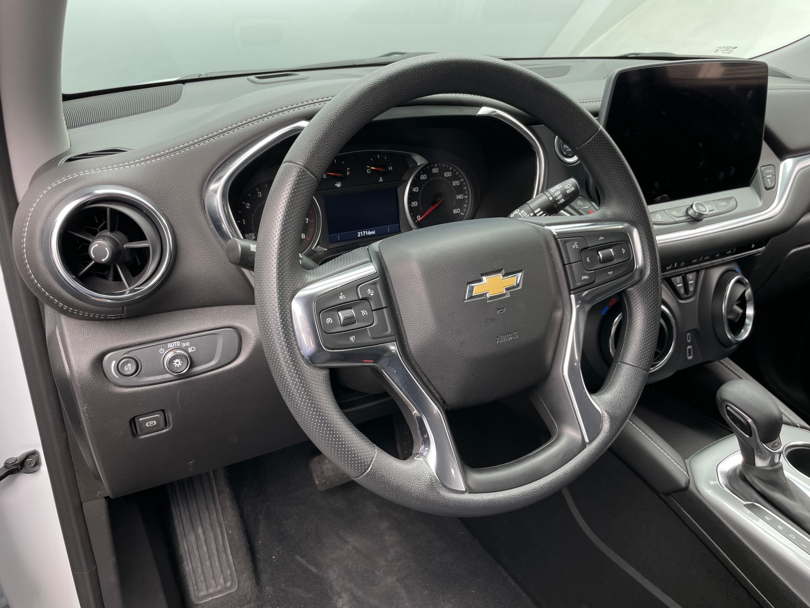 Thumbnail: 2025 Chevrolet Blazer - 5