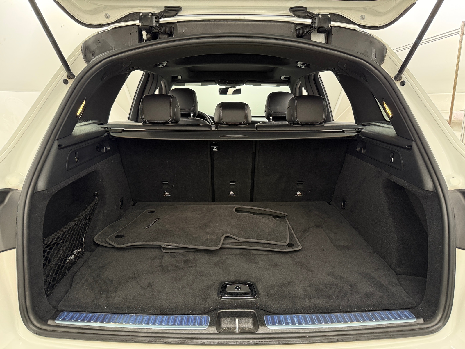 Thumbnail: 2021 Mercedes-Benz GLC - 6