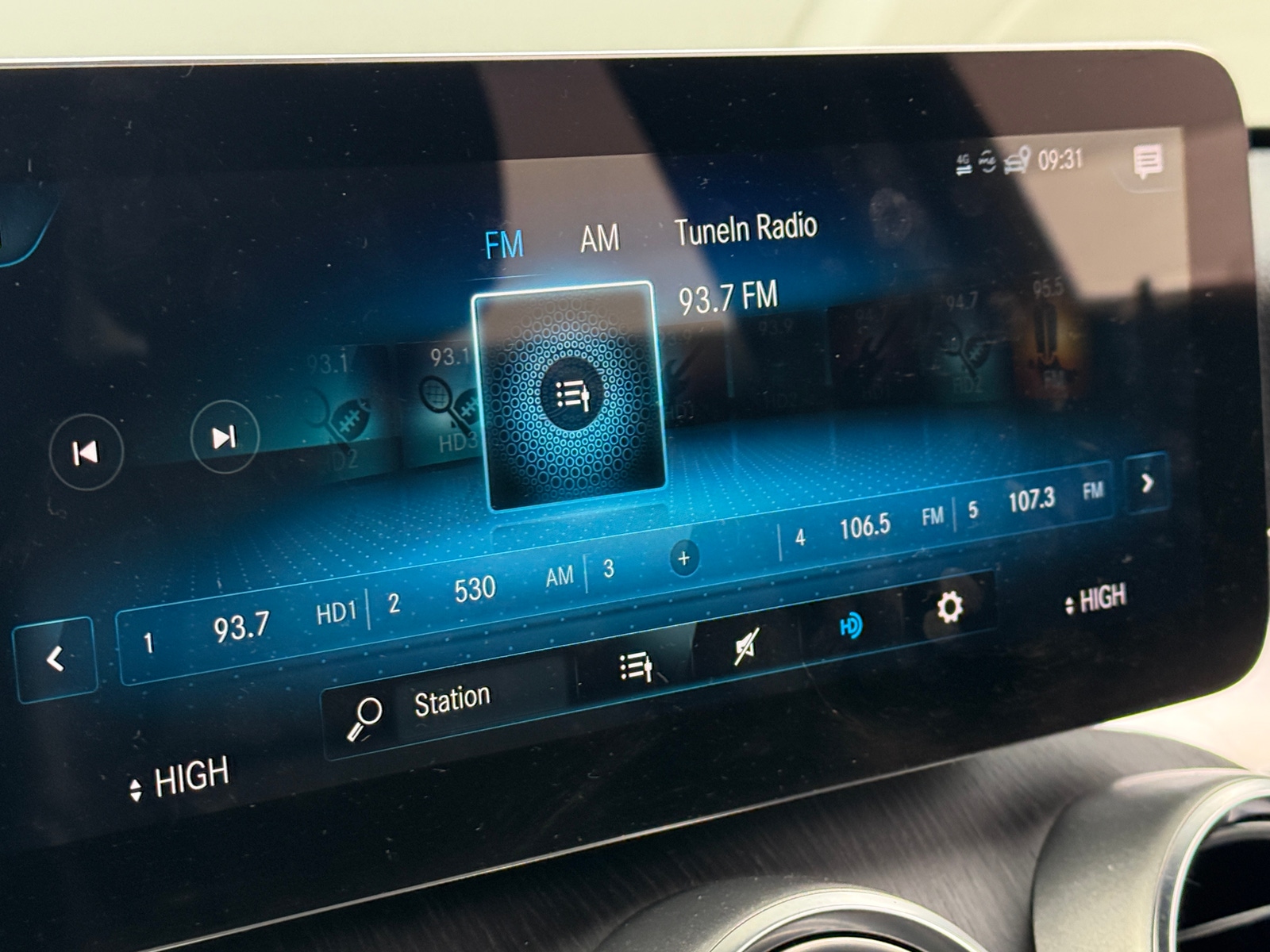 Thumbnail: 2021 Mercedes-Benz GLC - 3