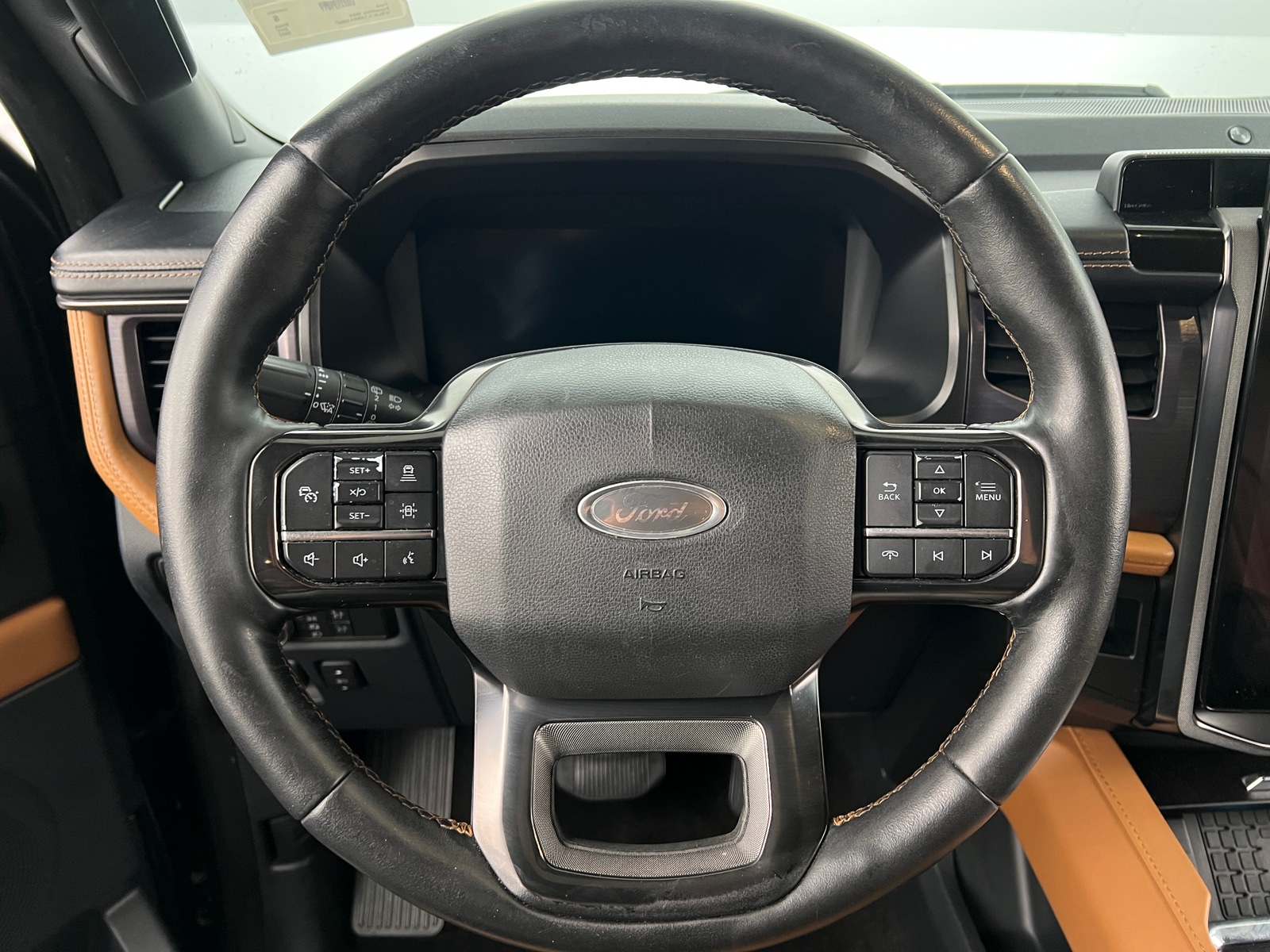 Thumbnail: 2022 Ford Expedition MAX - 4