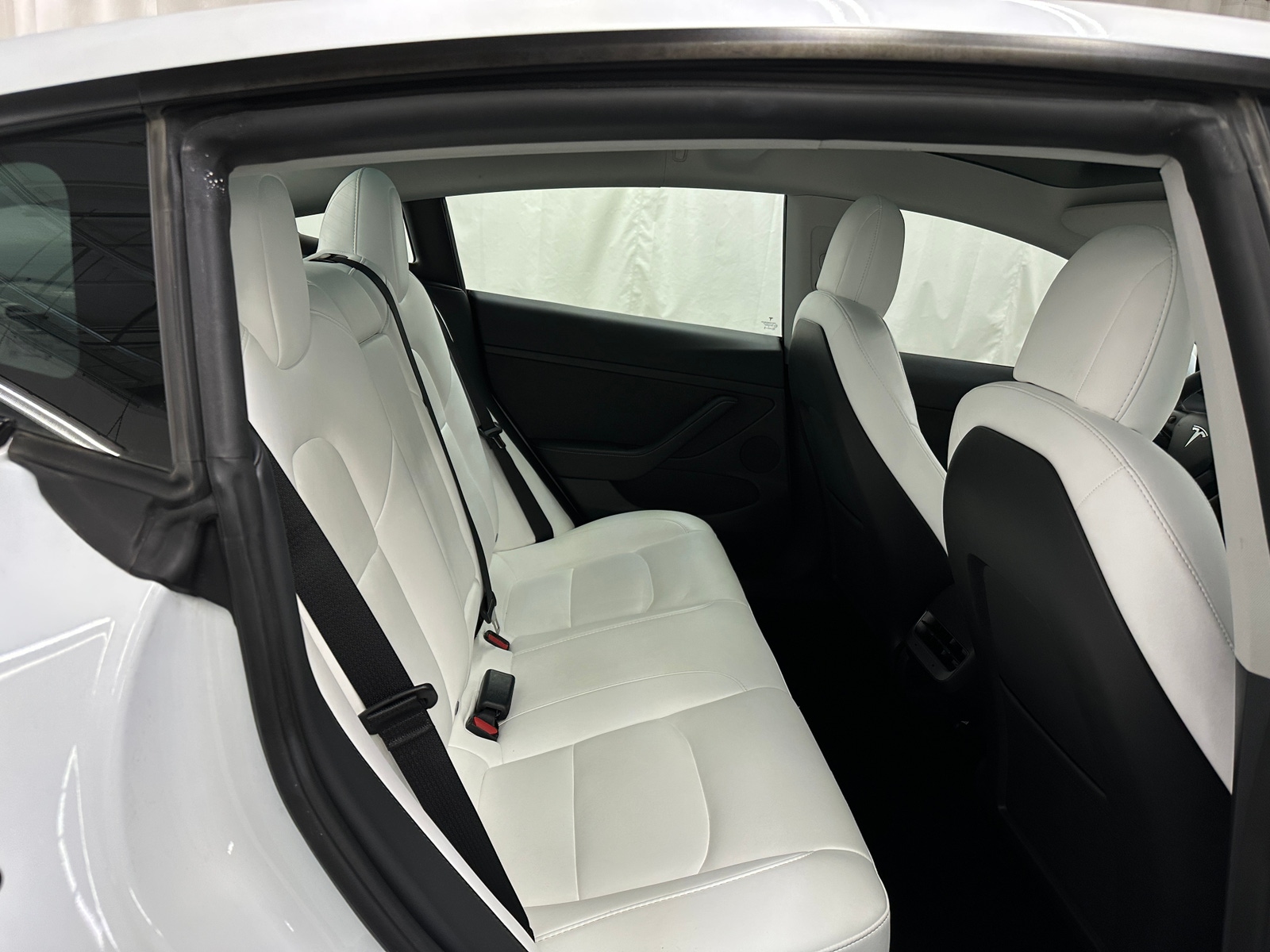 Thumbnail: 2022 Tesla Model 3 - 5