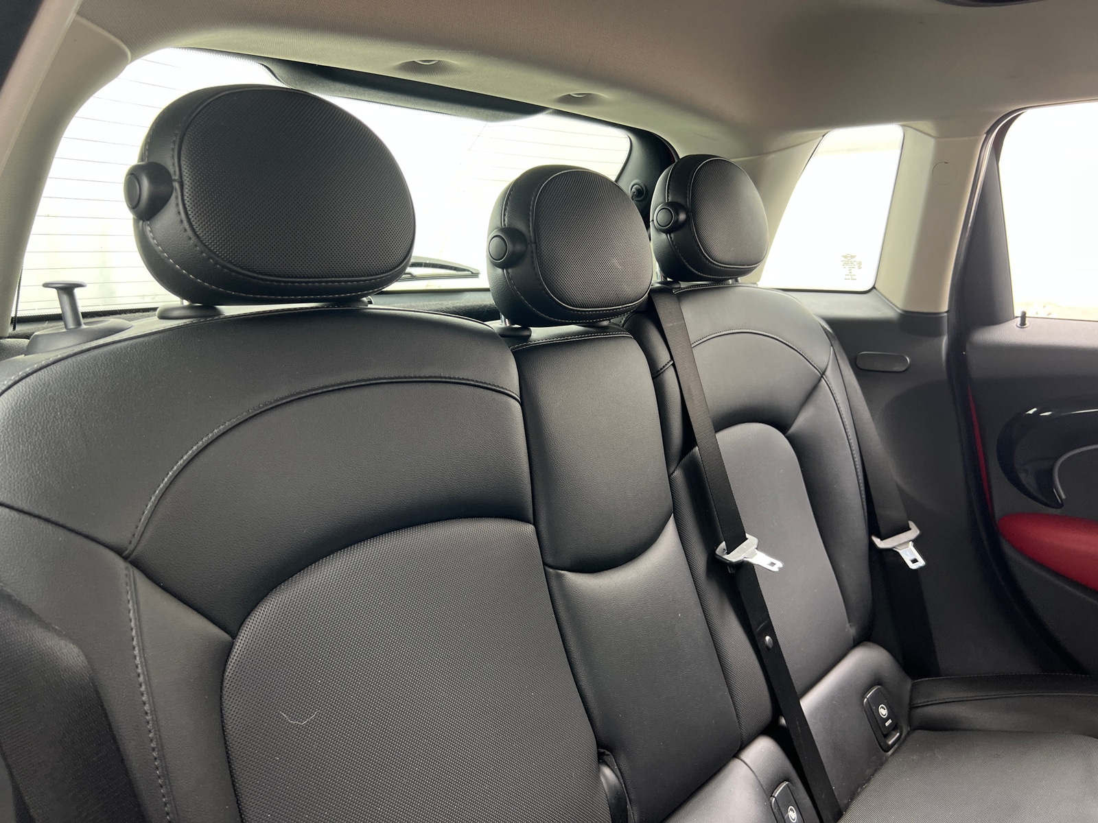 Thumbnail: 2016 MINI Cooper Hardtop - 5