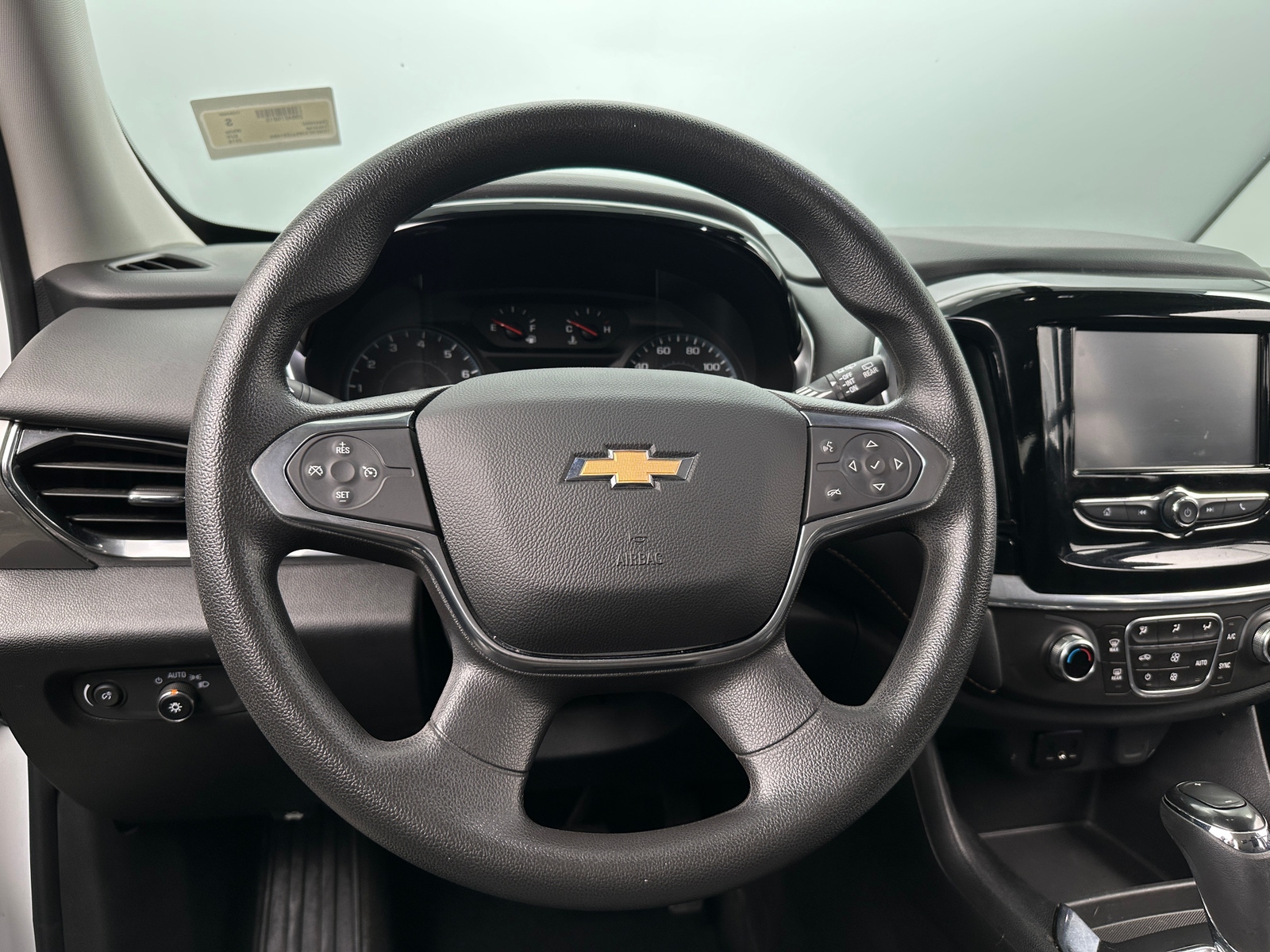 Thumbnail: 2018 Chevrolet Traverse - 5